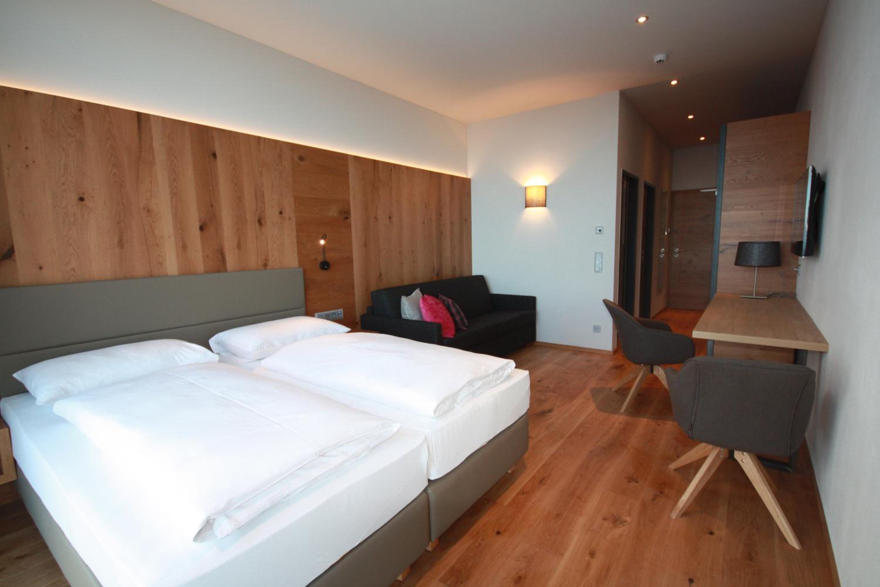 Double Room with Balcony photo 2