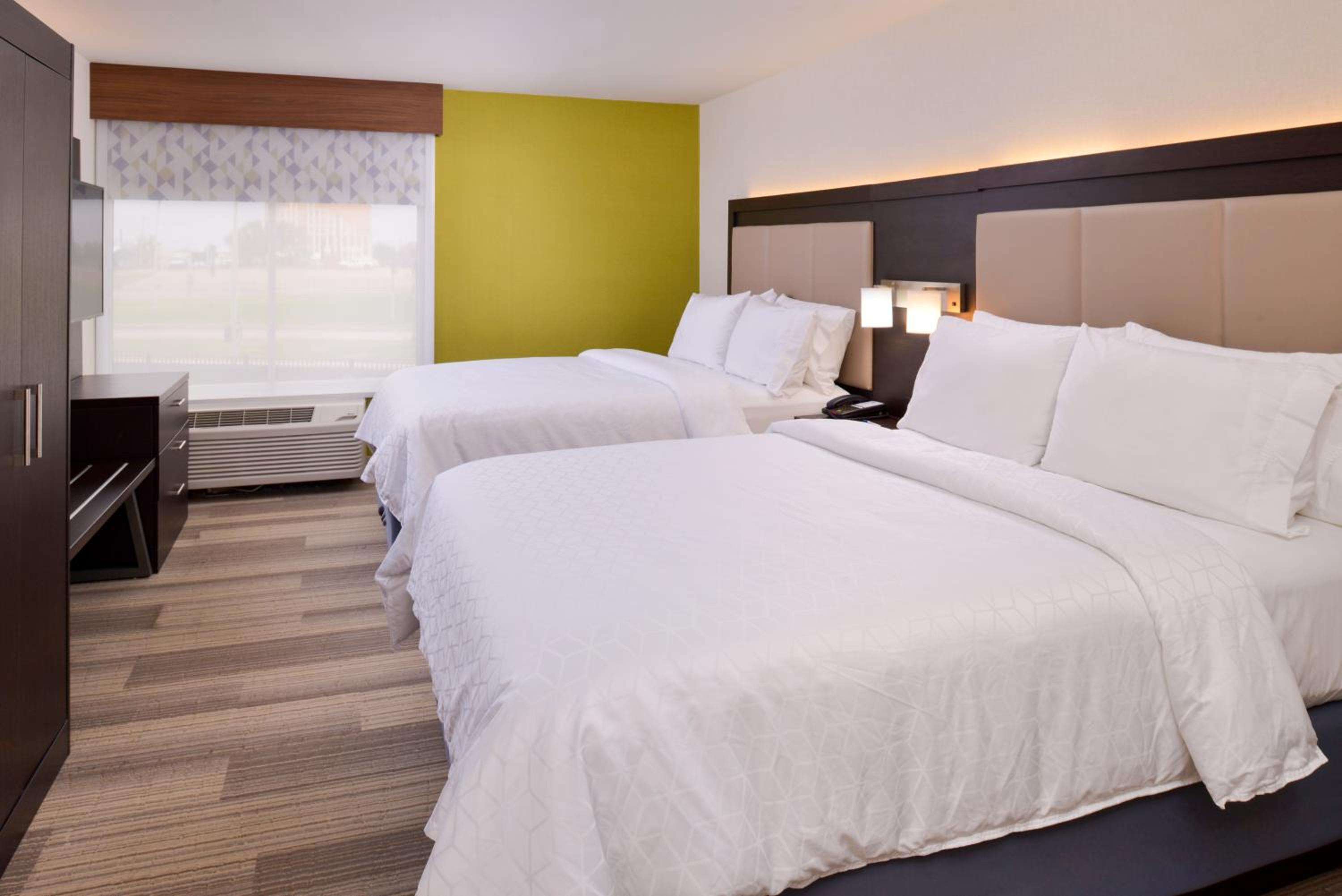 Queen Room with Two Queen Beds - Disability Access Hearing Accessible - Roll-In Shower photo 1