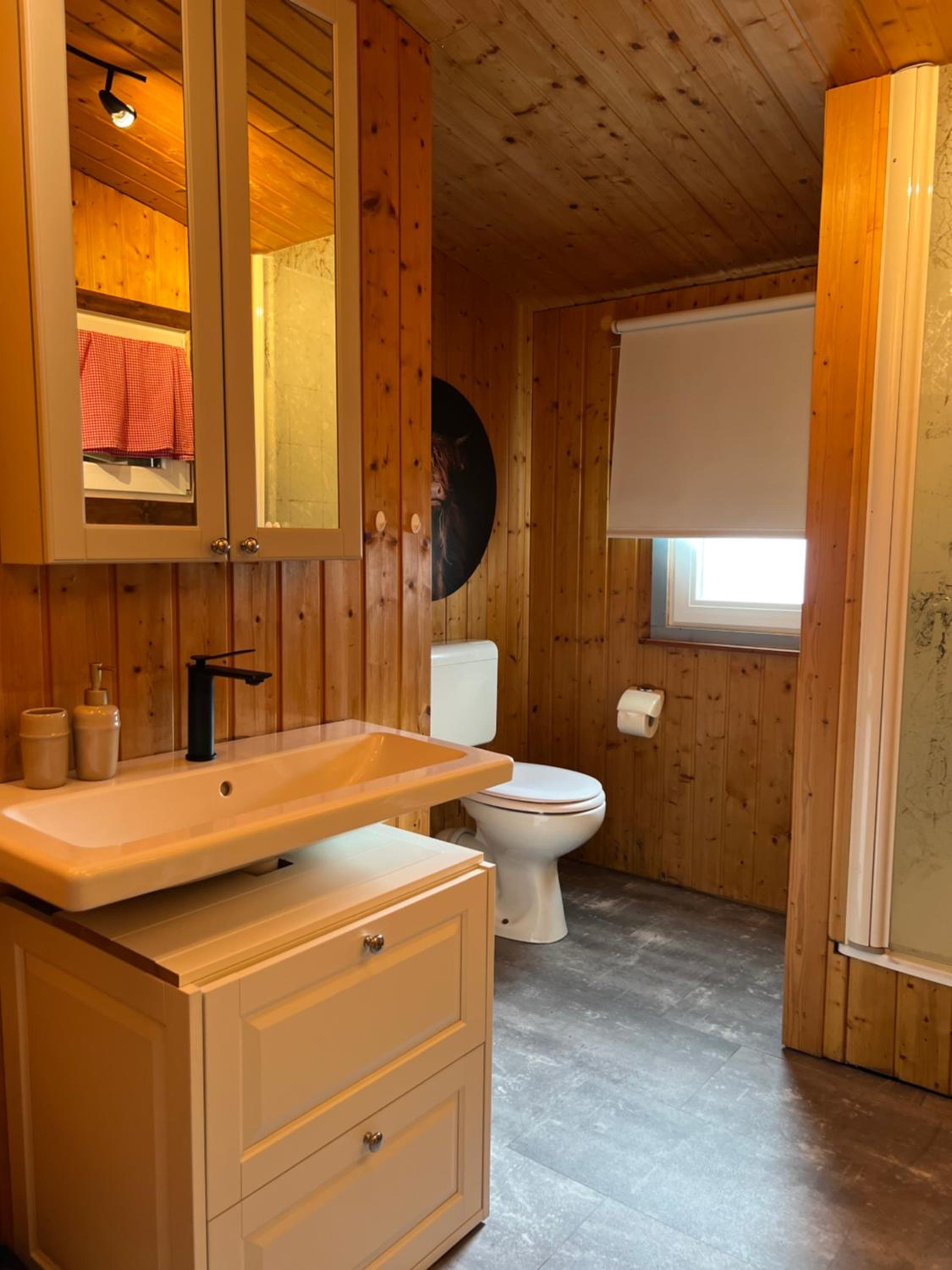 Two-Bedroom House photo 2