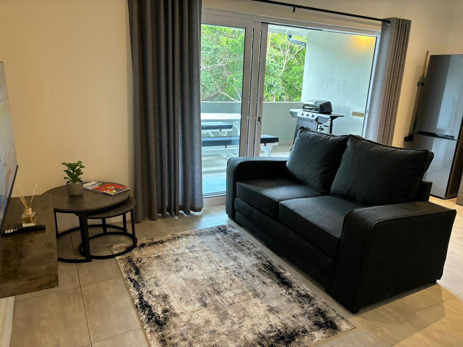Basic Apartment photo 3
