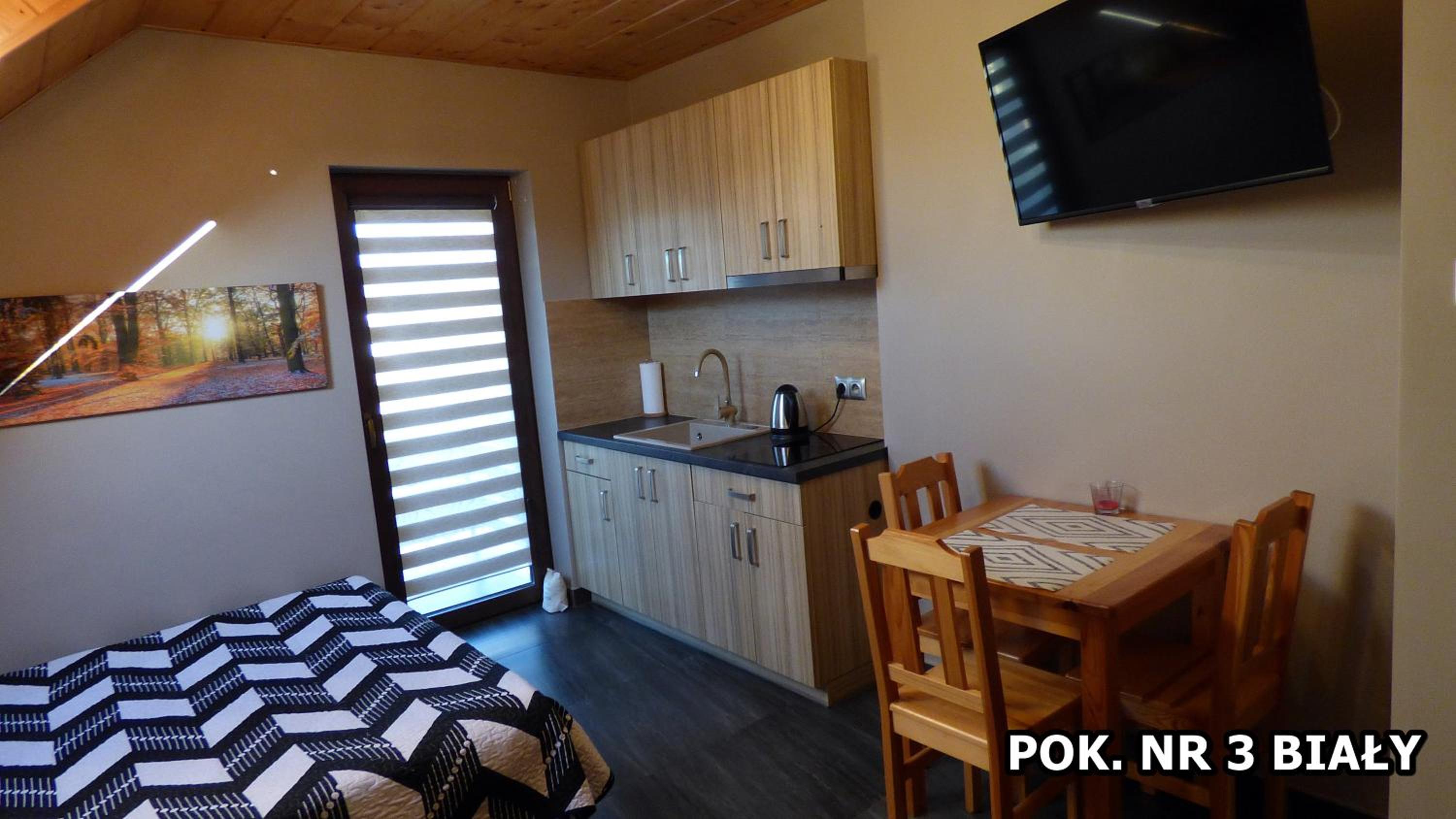 Deluxe Triple Room - Photo 24