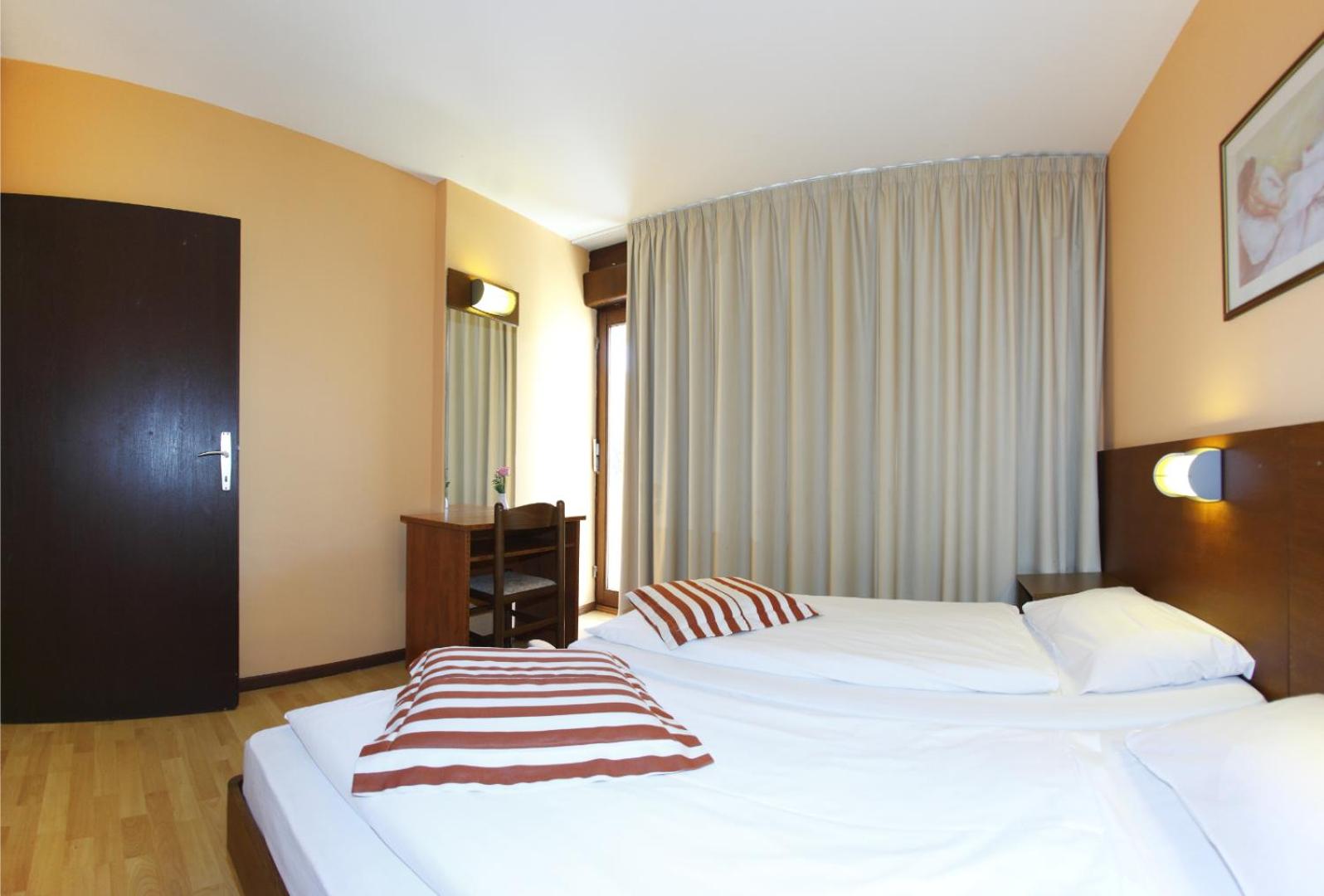 Economy Double or Twin Room photo 2
