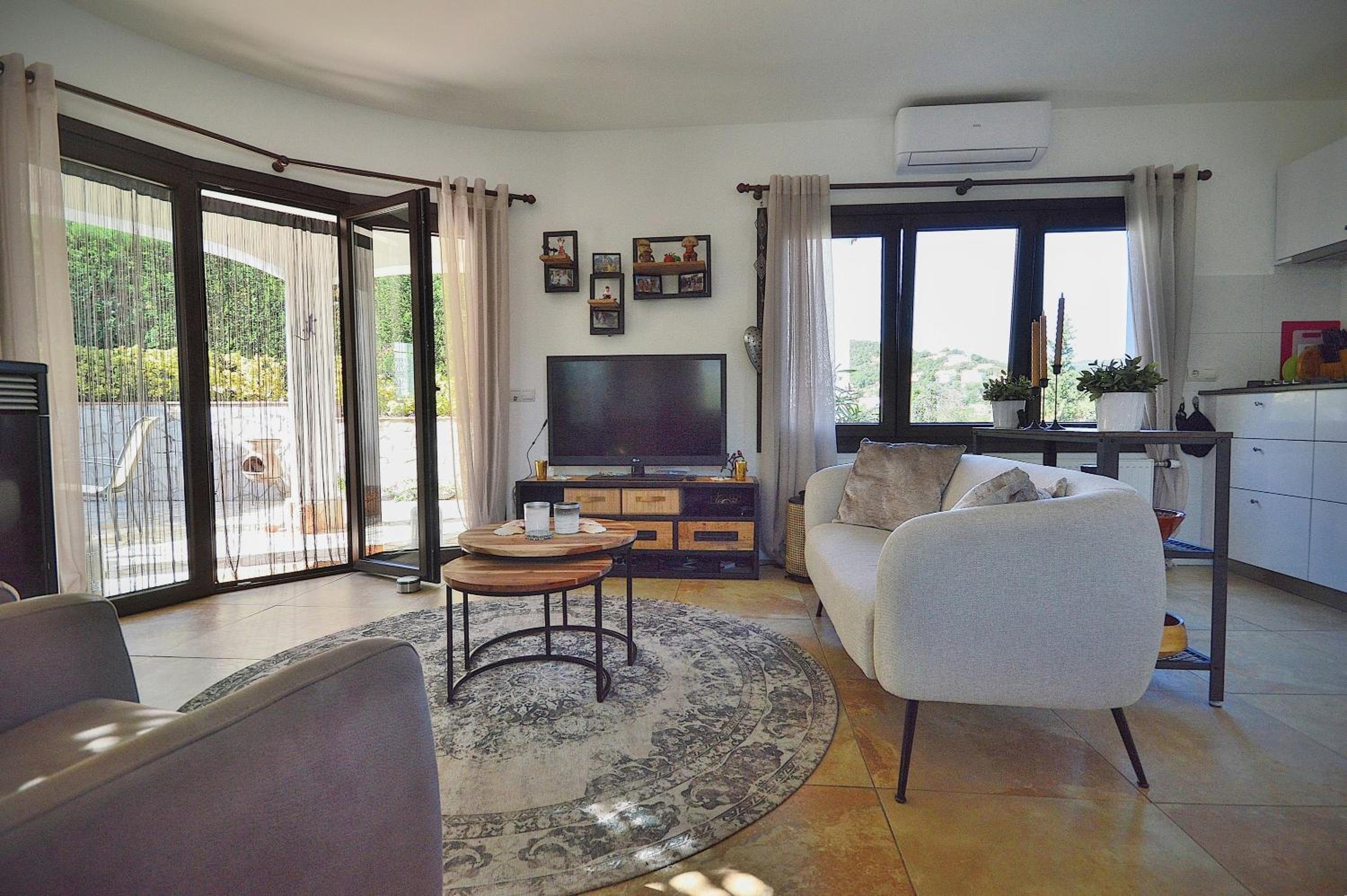 Villa con vistas al jardín