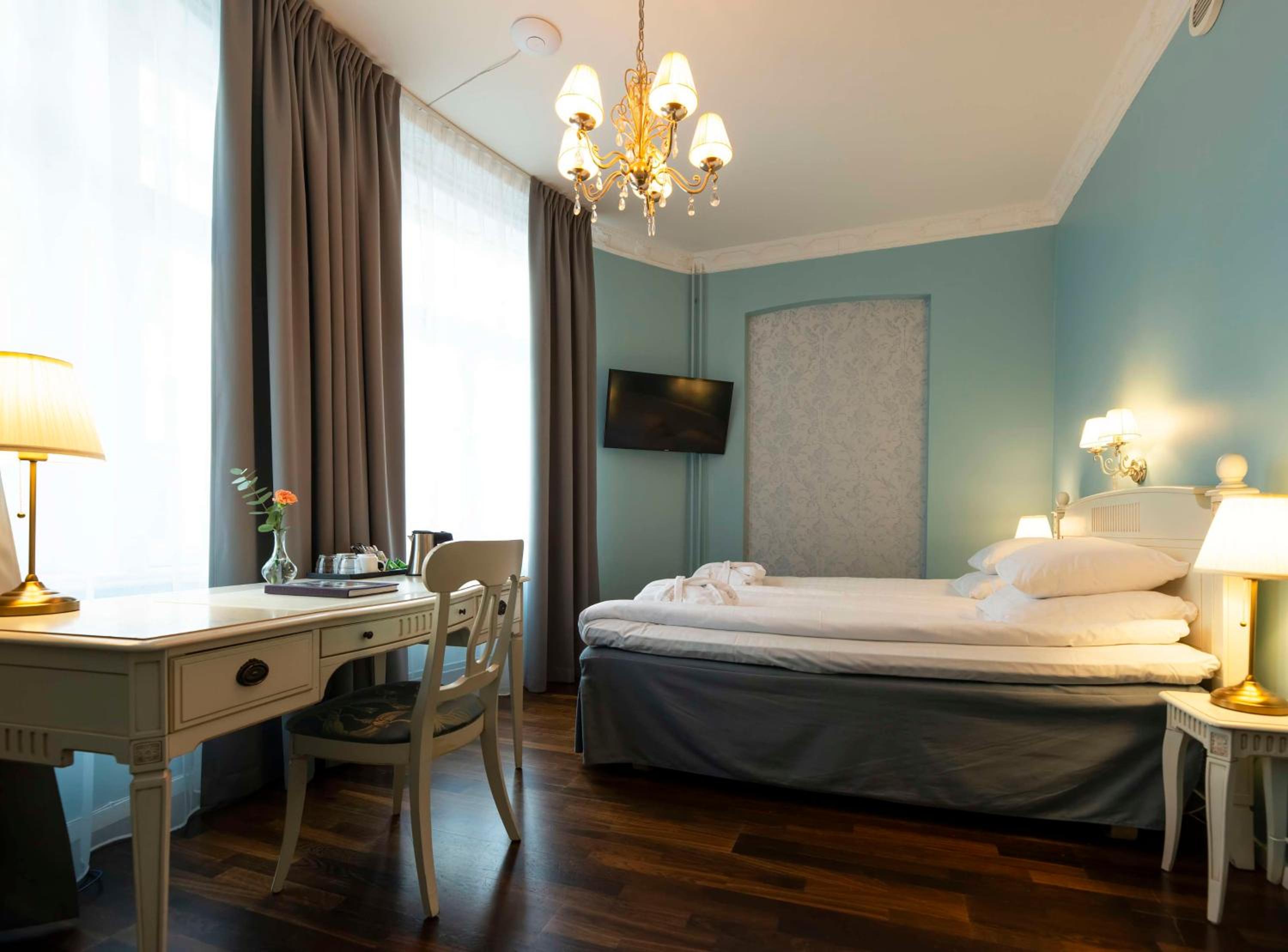 Superior King Room - Photo 1