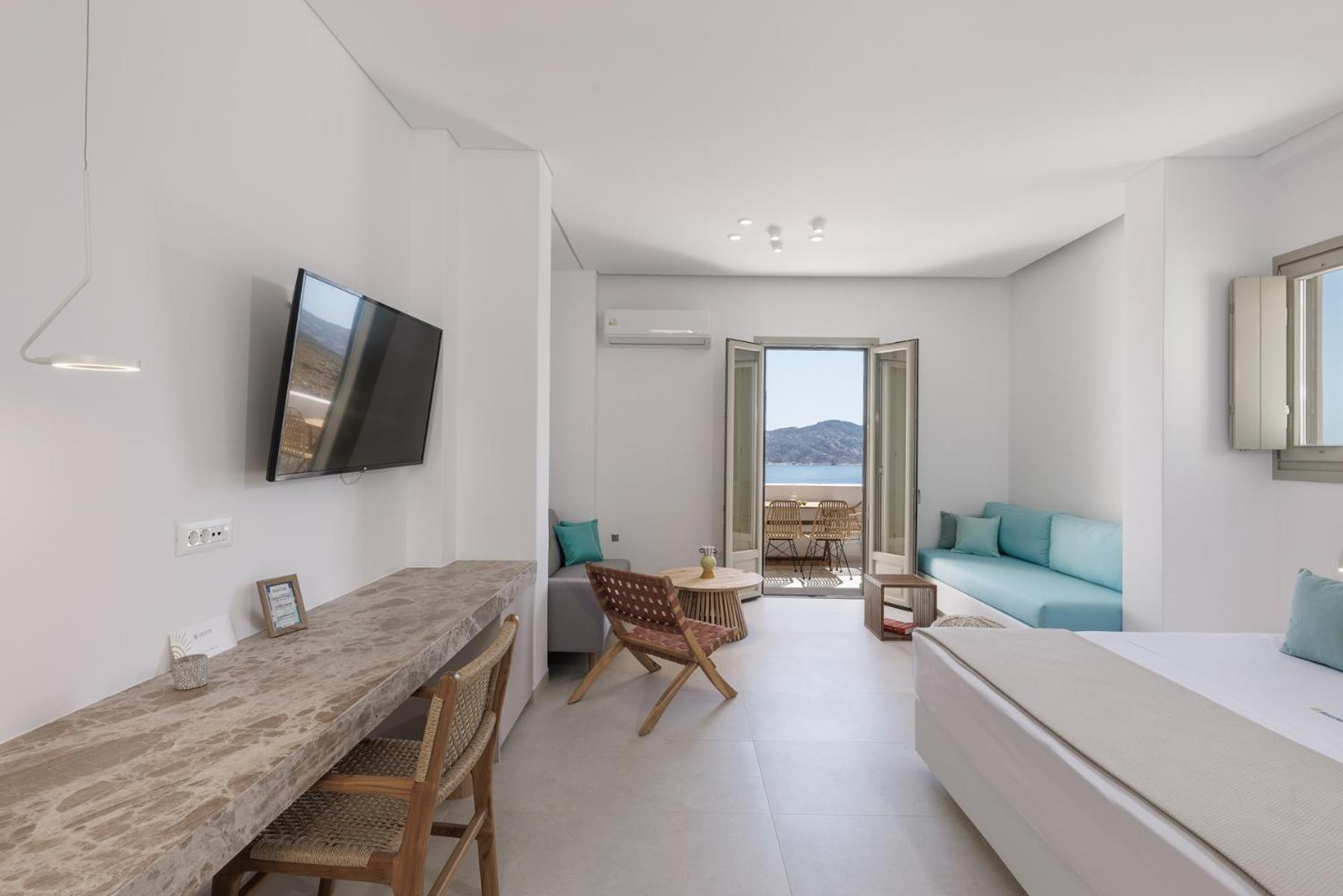 Superior Triple Room with Sea View