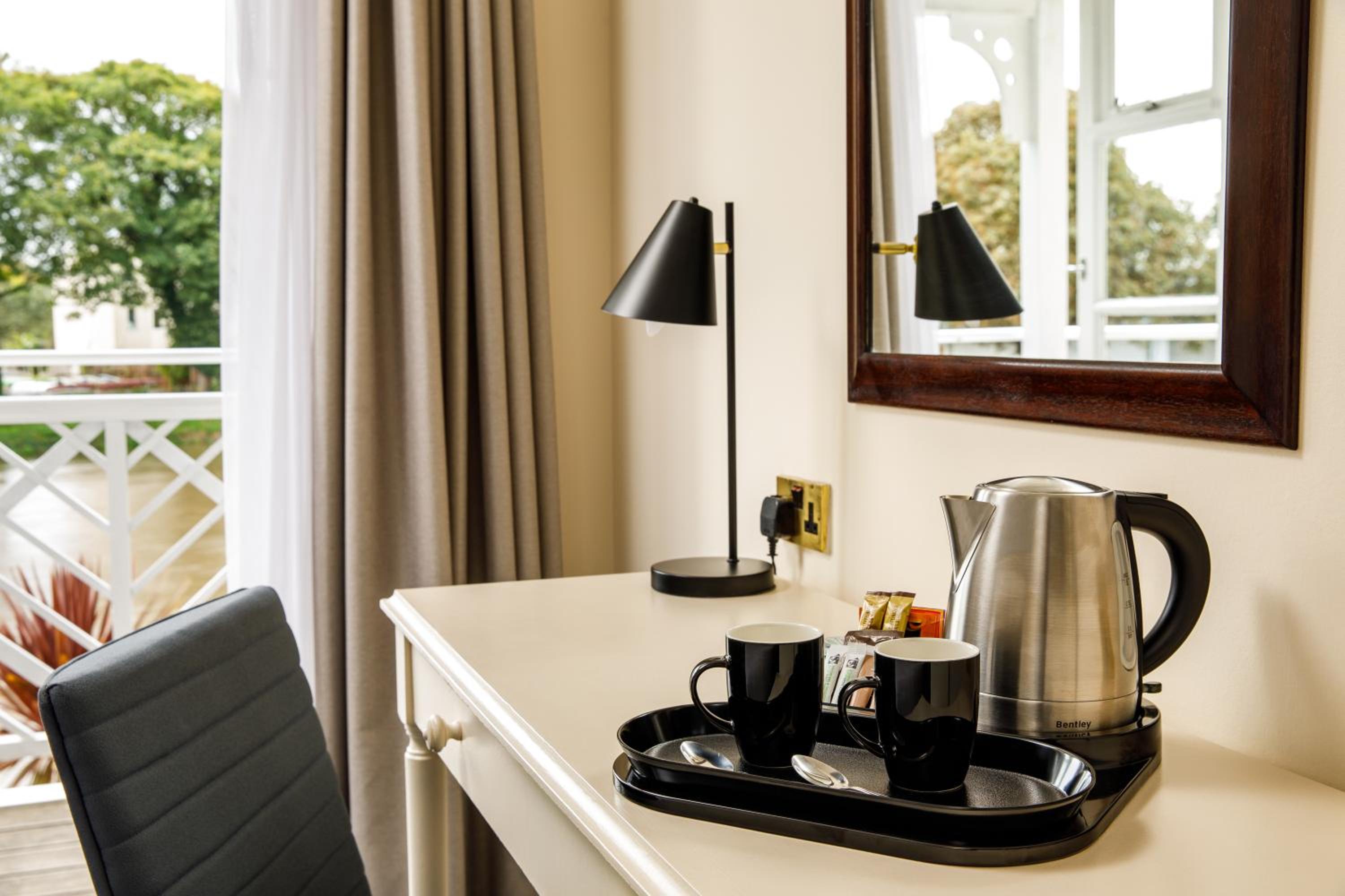 Classic Room With River View - Photo 14