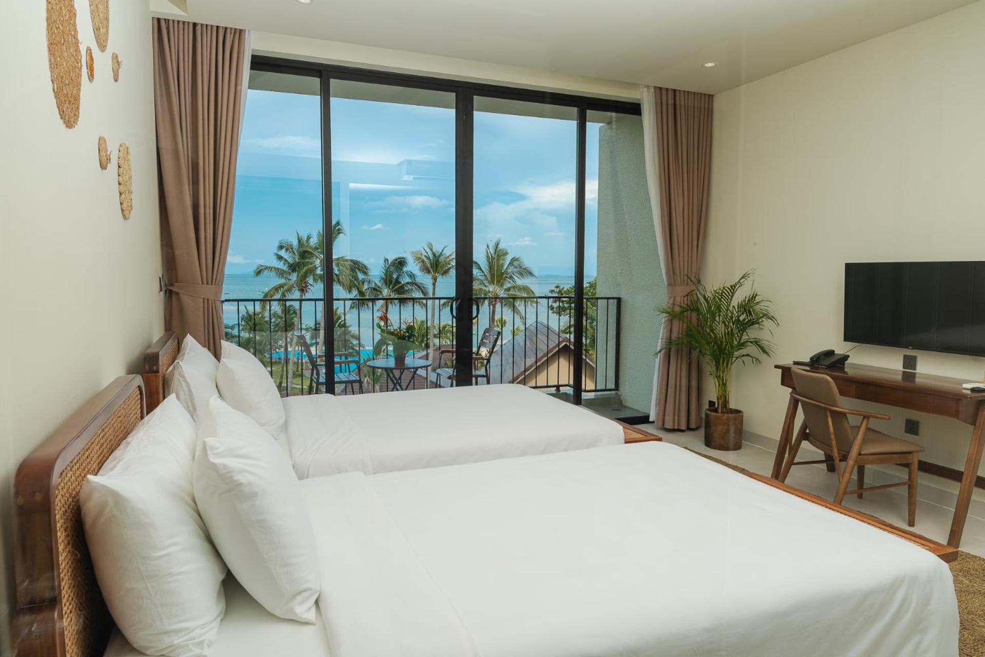 Deluxe Twin Room With Sea View
