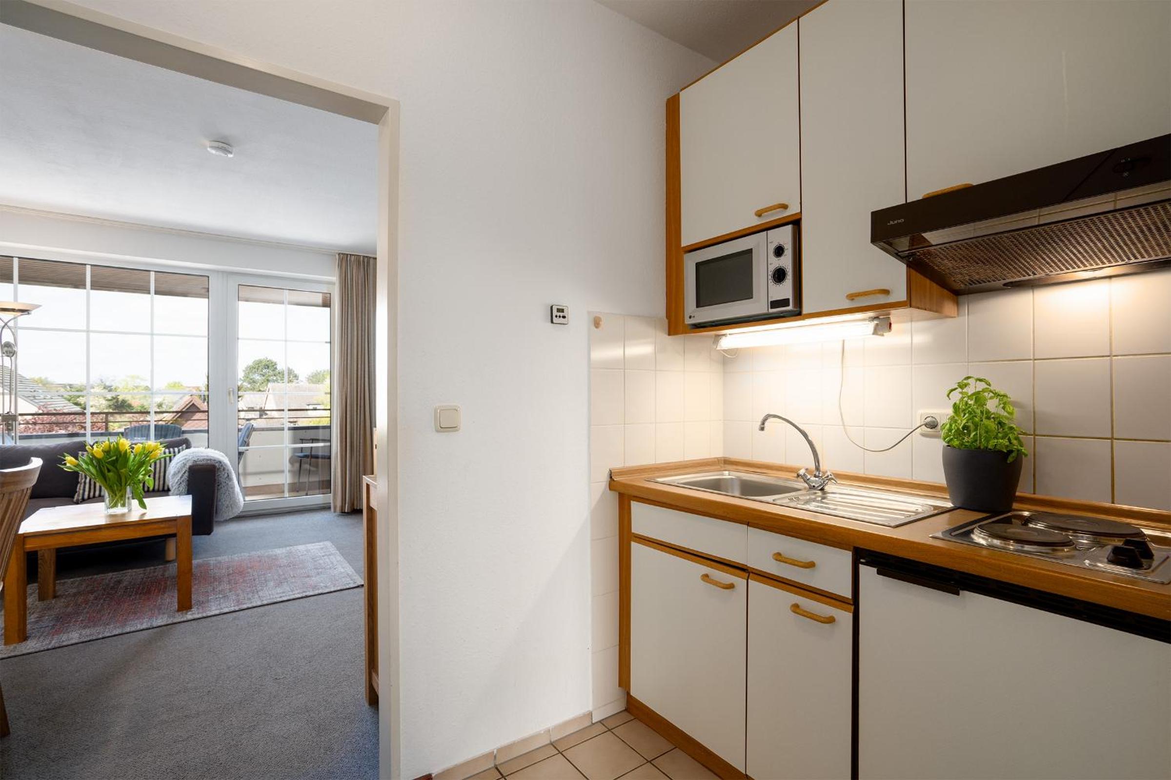Apartment with Balcony photo 2