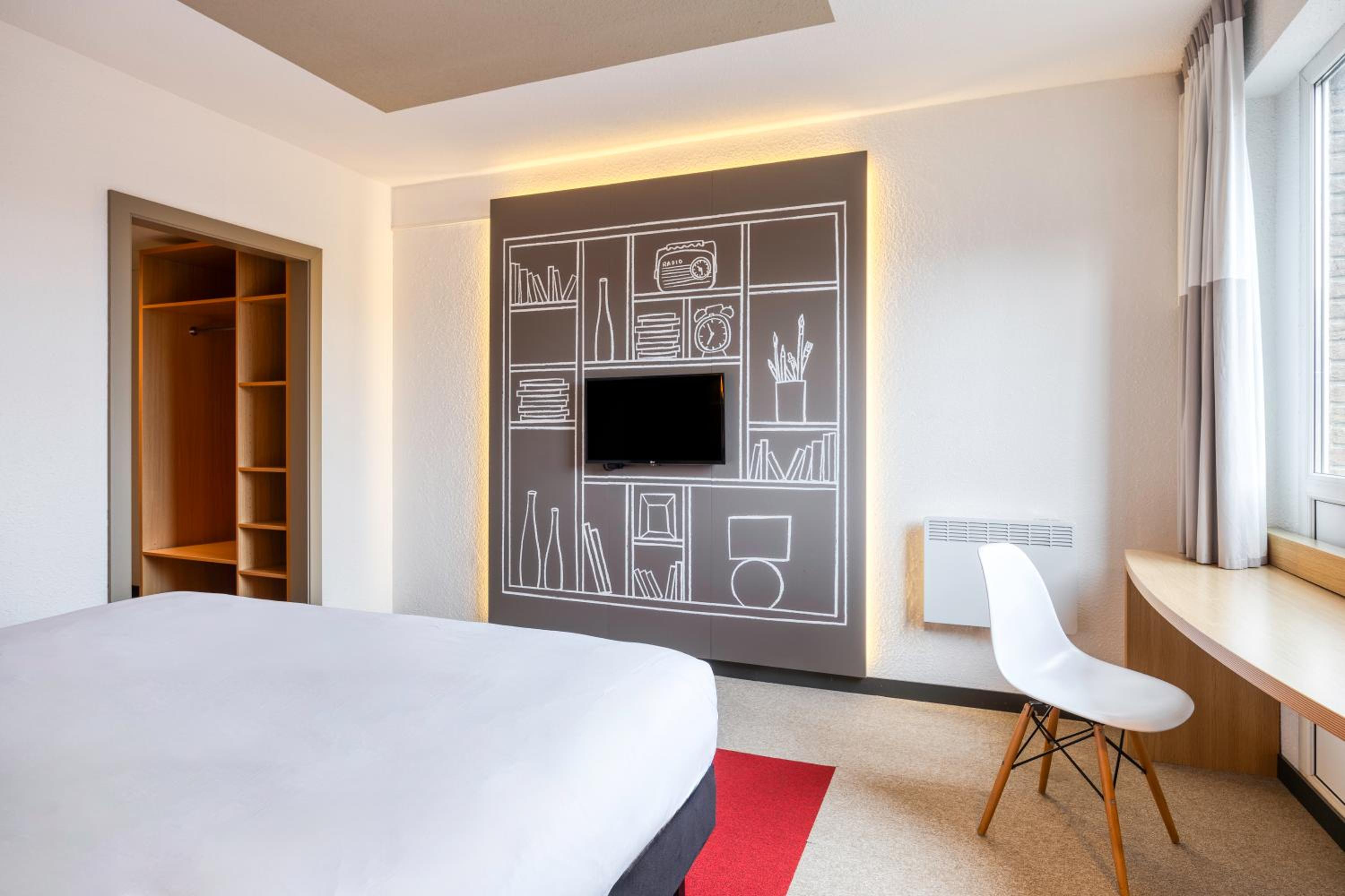 Double Room - Photo 3