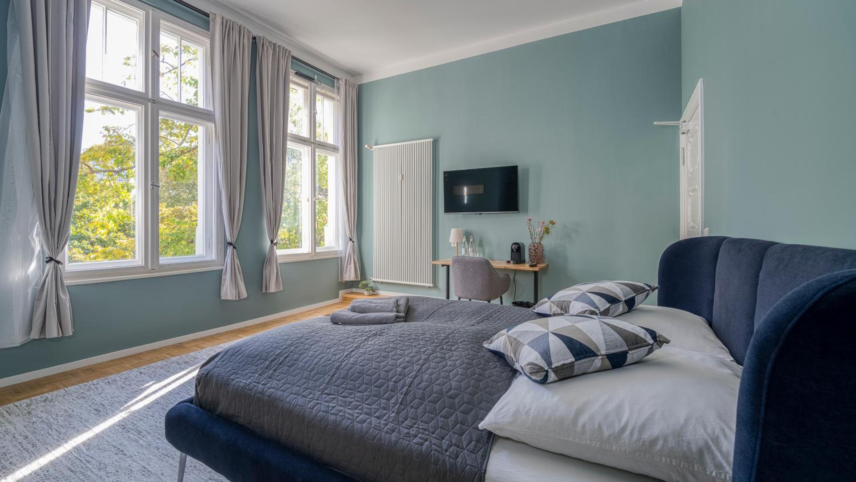 Triple Room with Private Bathroom photo 3