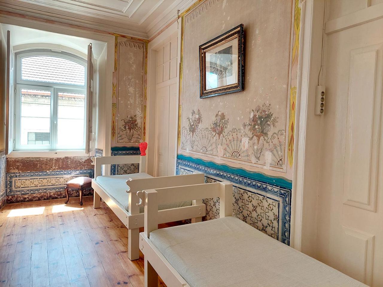 Family Room photo 1