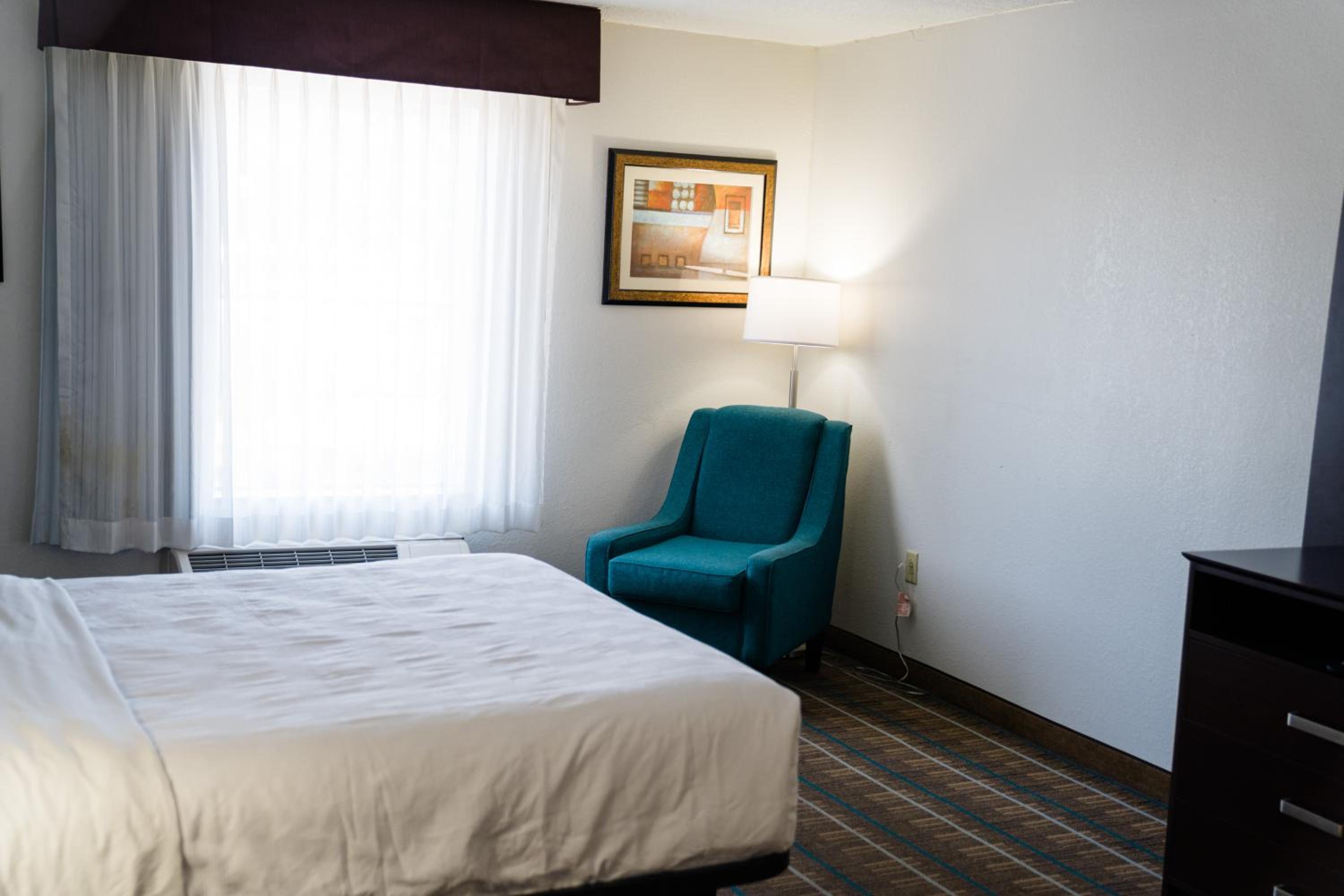 MainStay Suites Knoxville North I-75, Photo 2