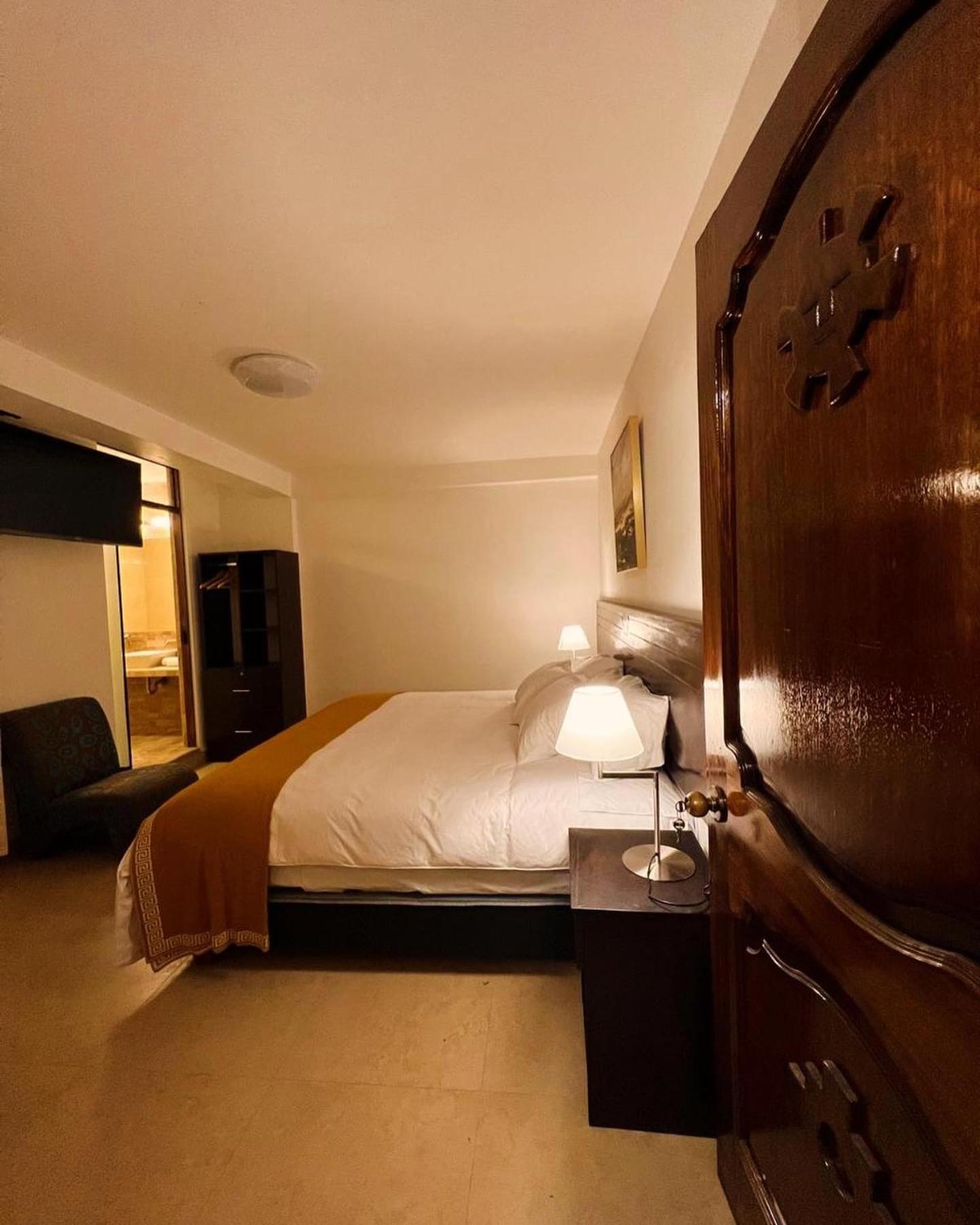 King Room with Spa Bath