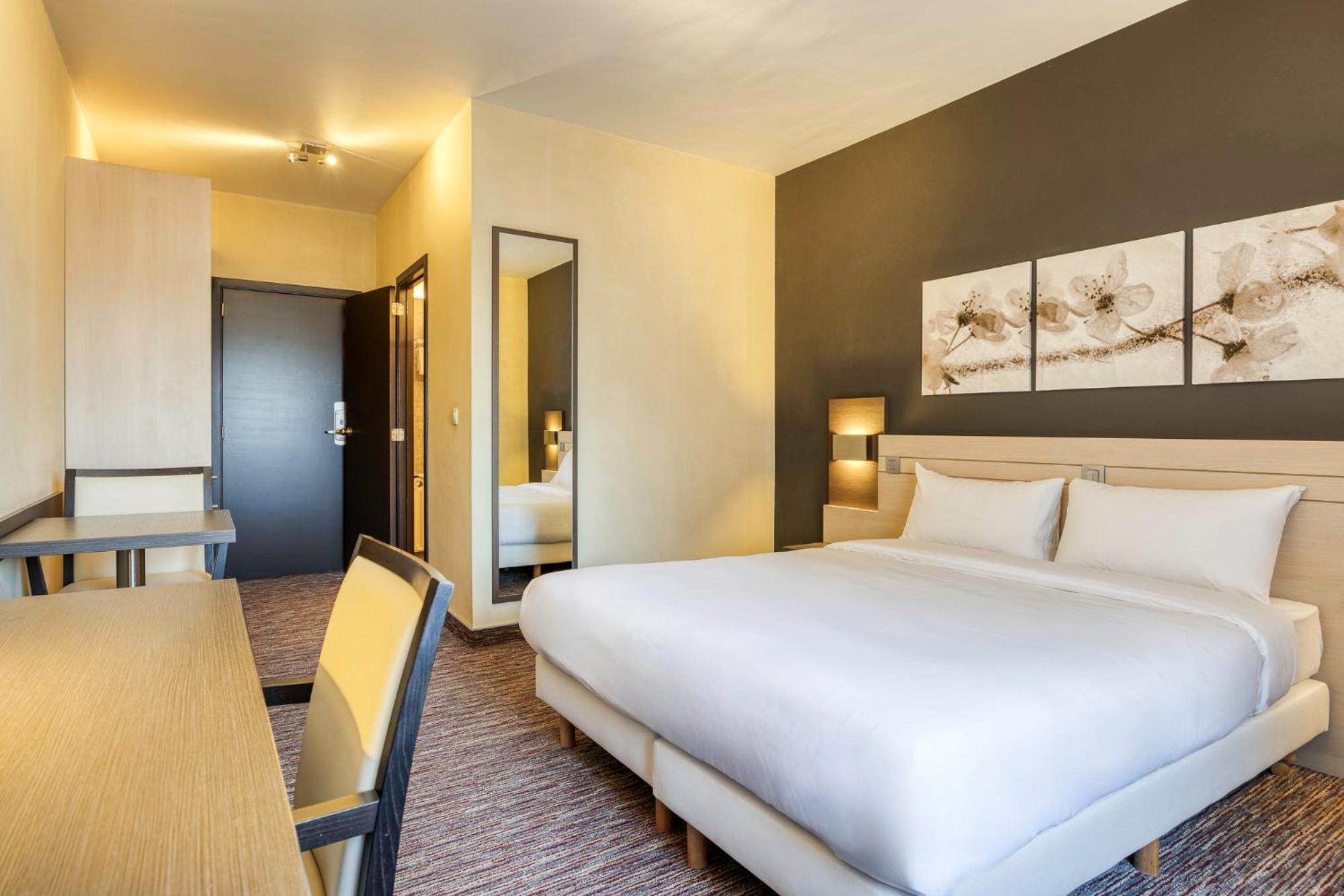 Double Room - Photo 5
