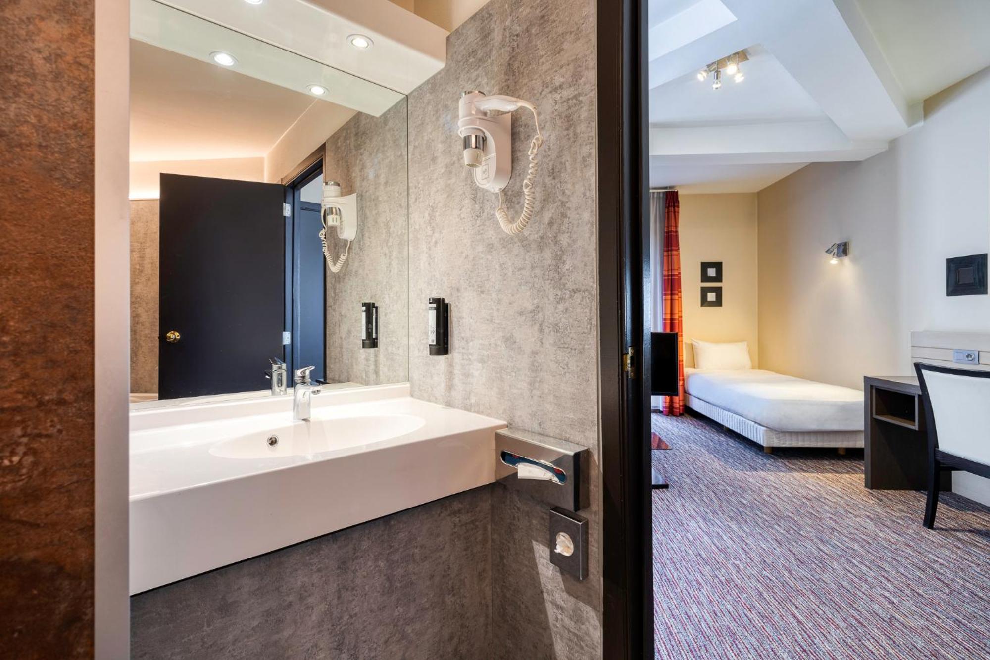 Triple Room - Photo 2