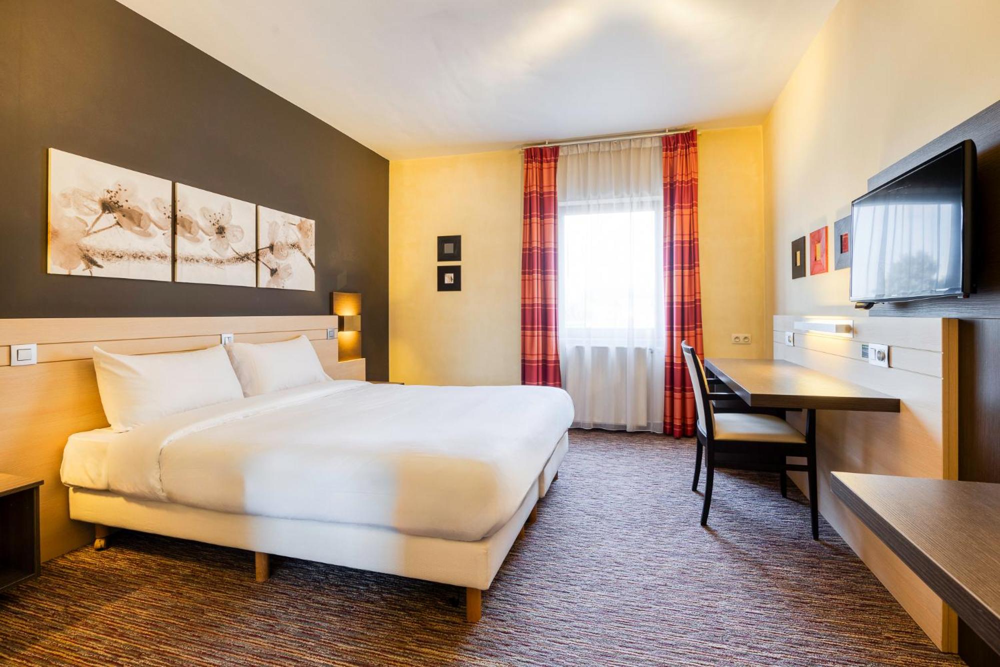Double Room - Photo 2