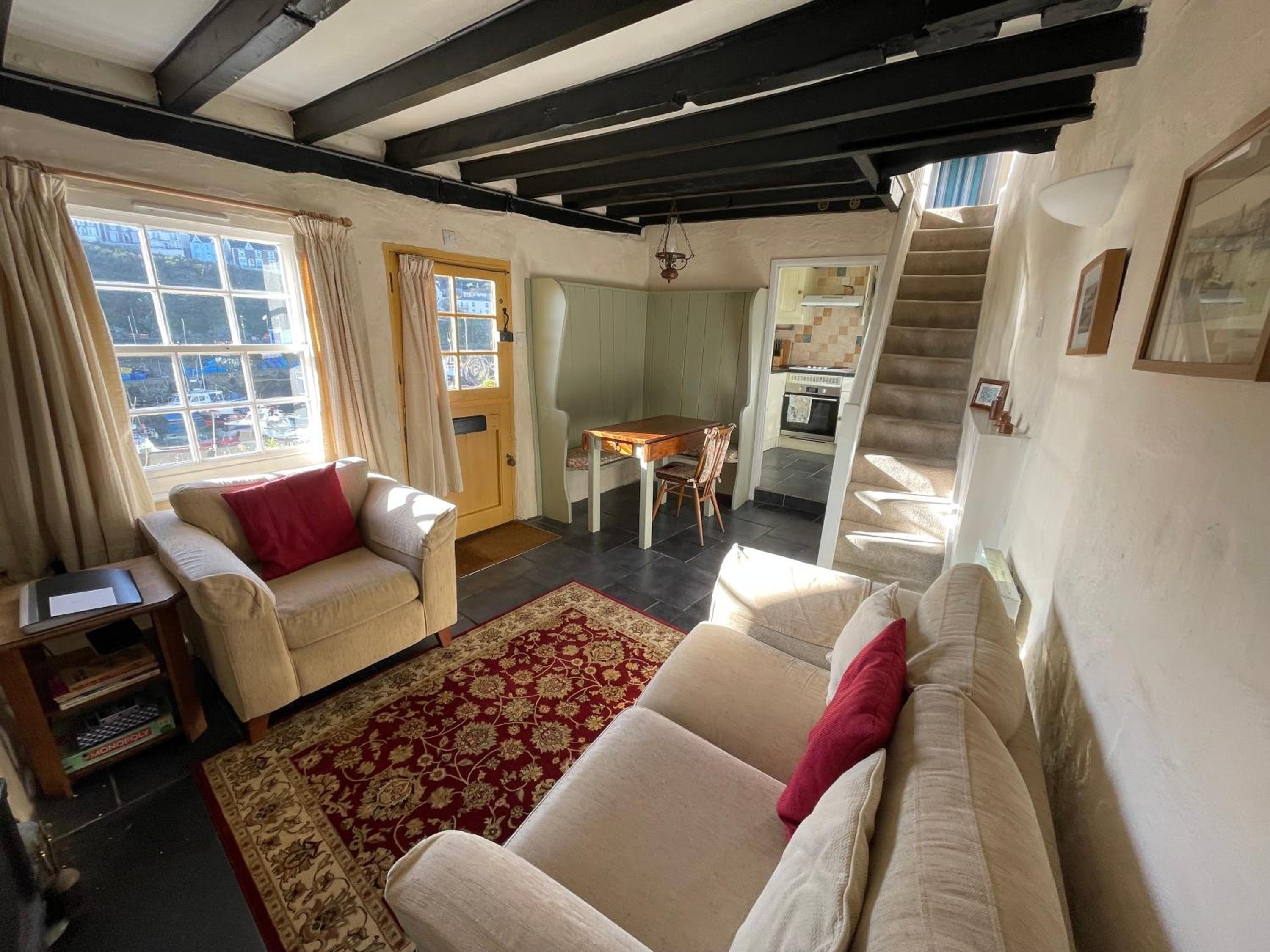 One-Bedroom House photo 1