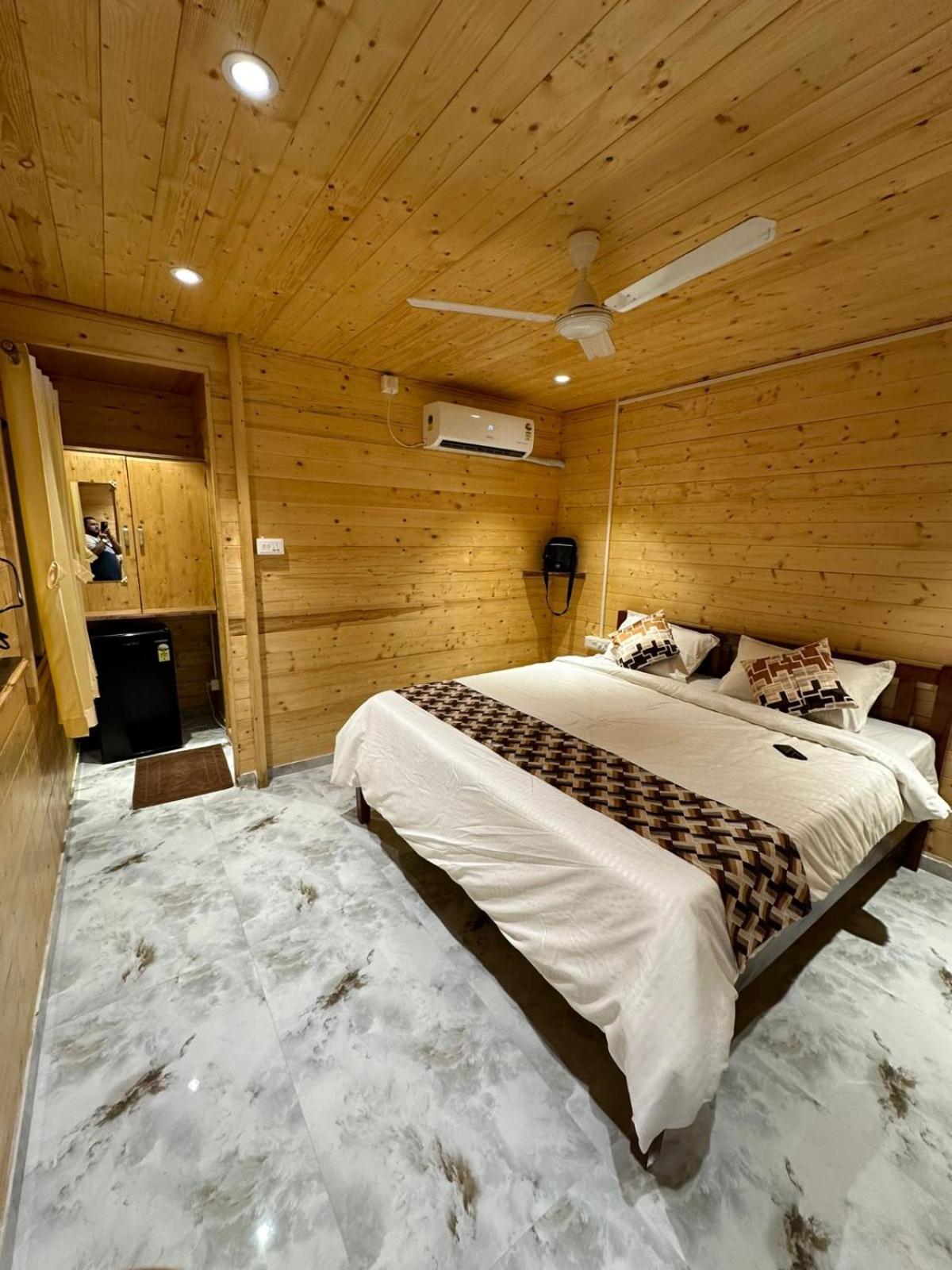 Double Room with Pool View