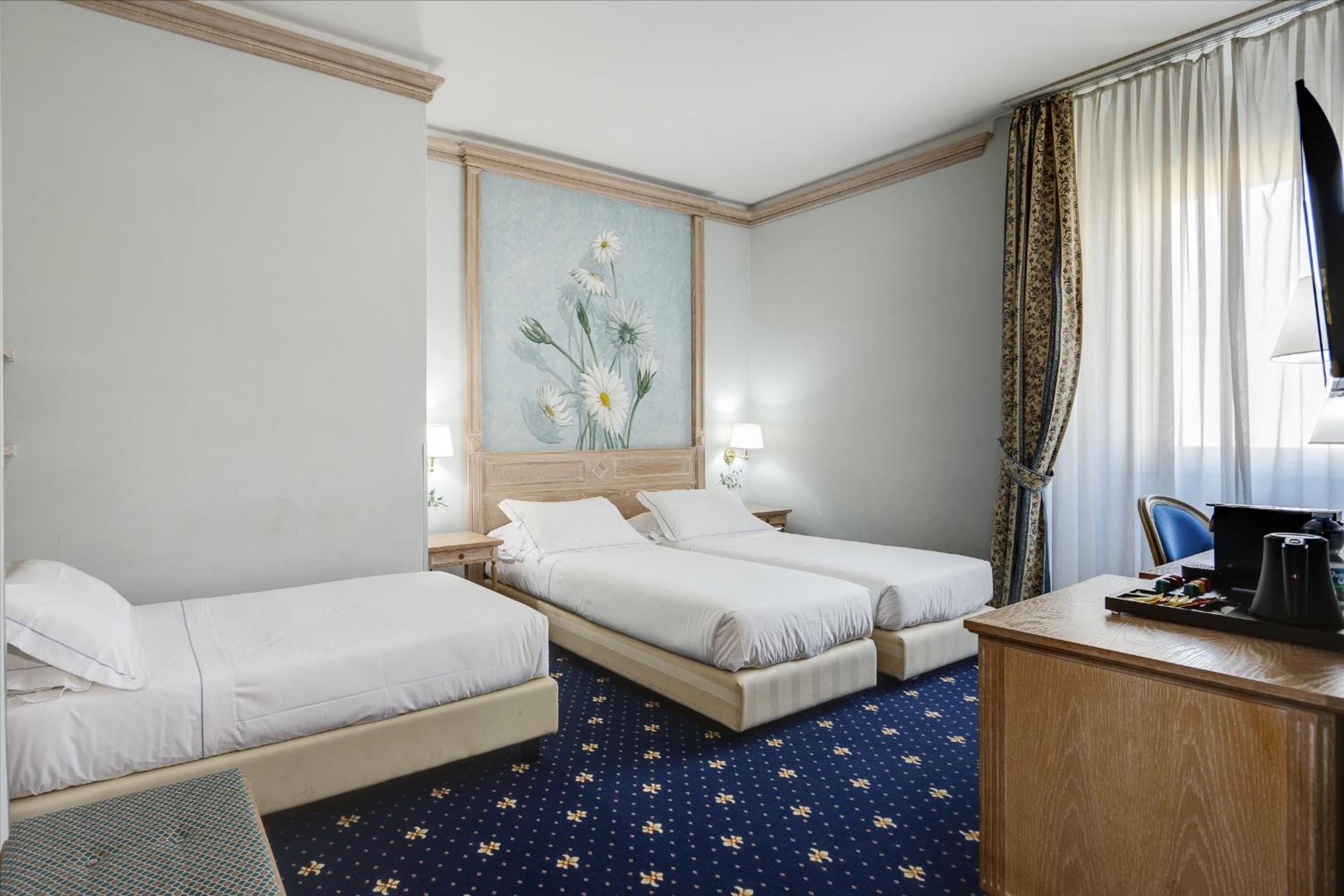 Triple Room - Photo 1