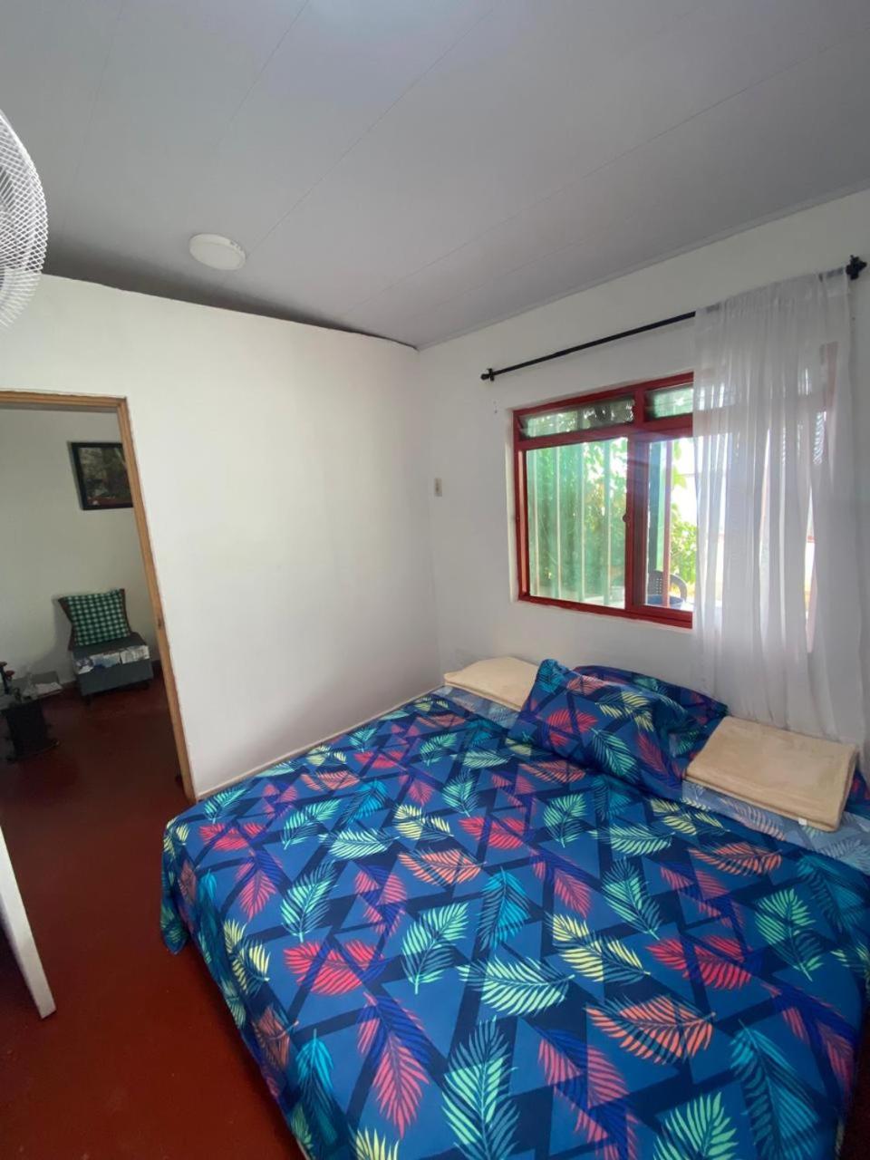 Double Room with Shared Bathroom photo 1
