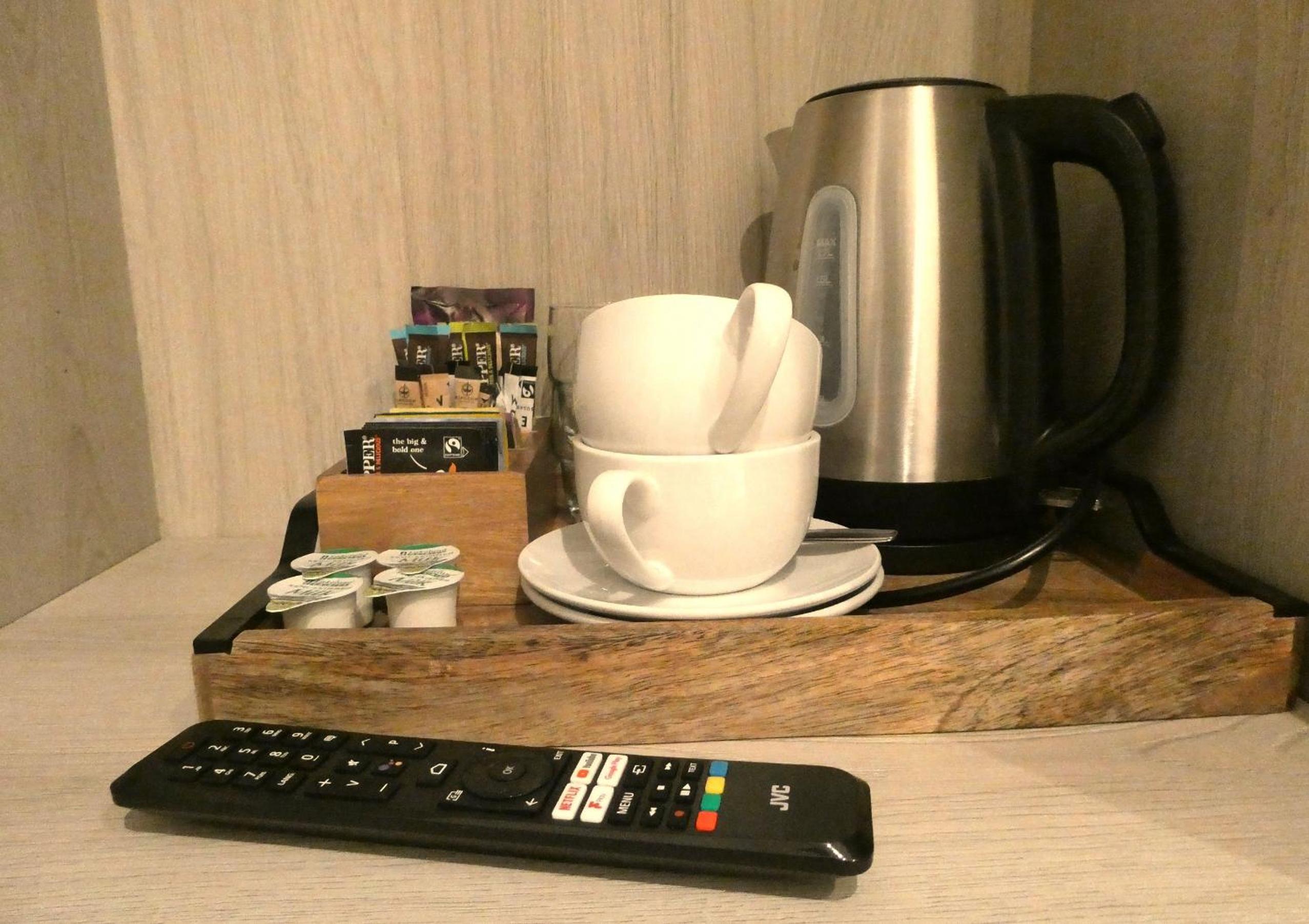 Standard King Room photo 3
