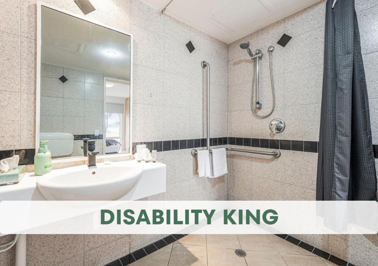King Room - Disability Access photo 2
