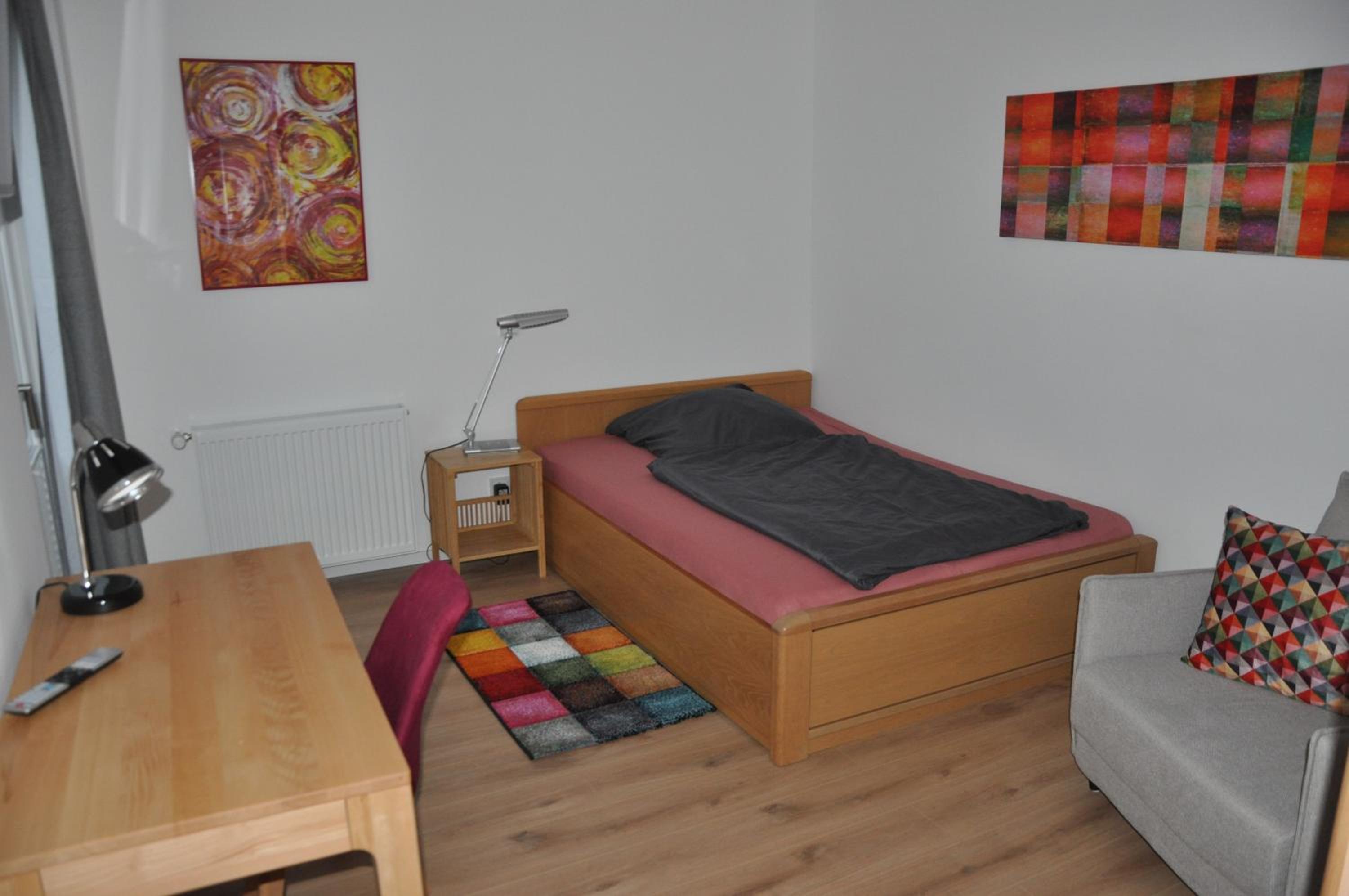 One-Bedroom Apartment photo 1