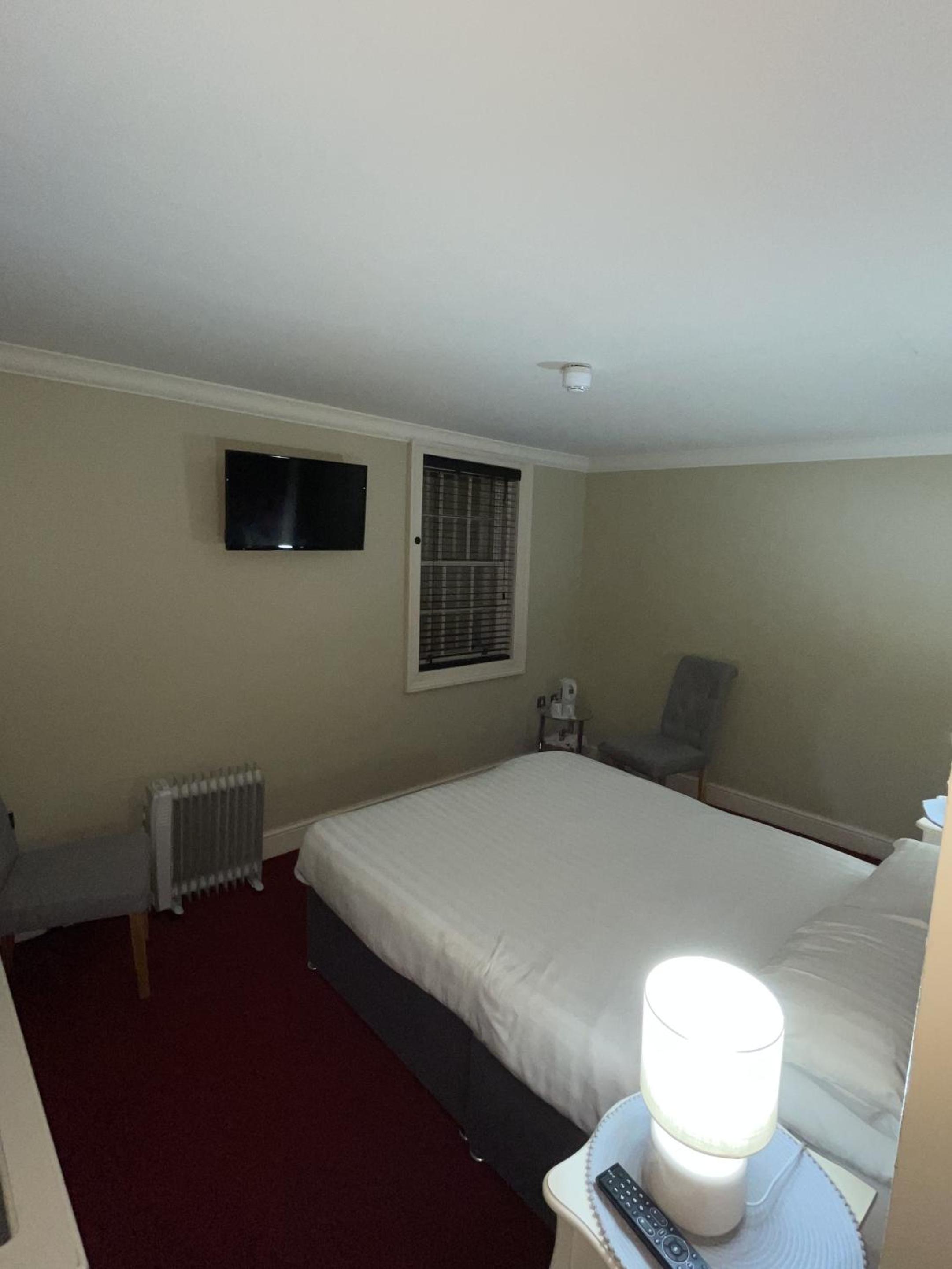 Deluxe Double Room - Photo 7