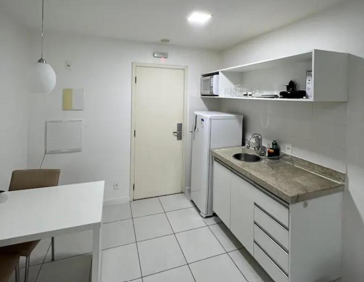 Standard Triple Room - Photo 2