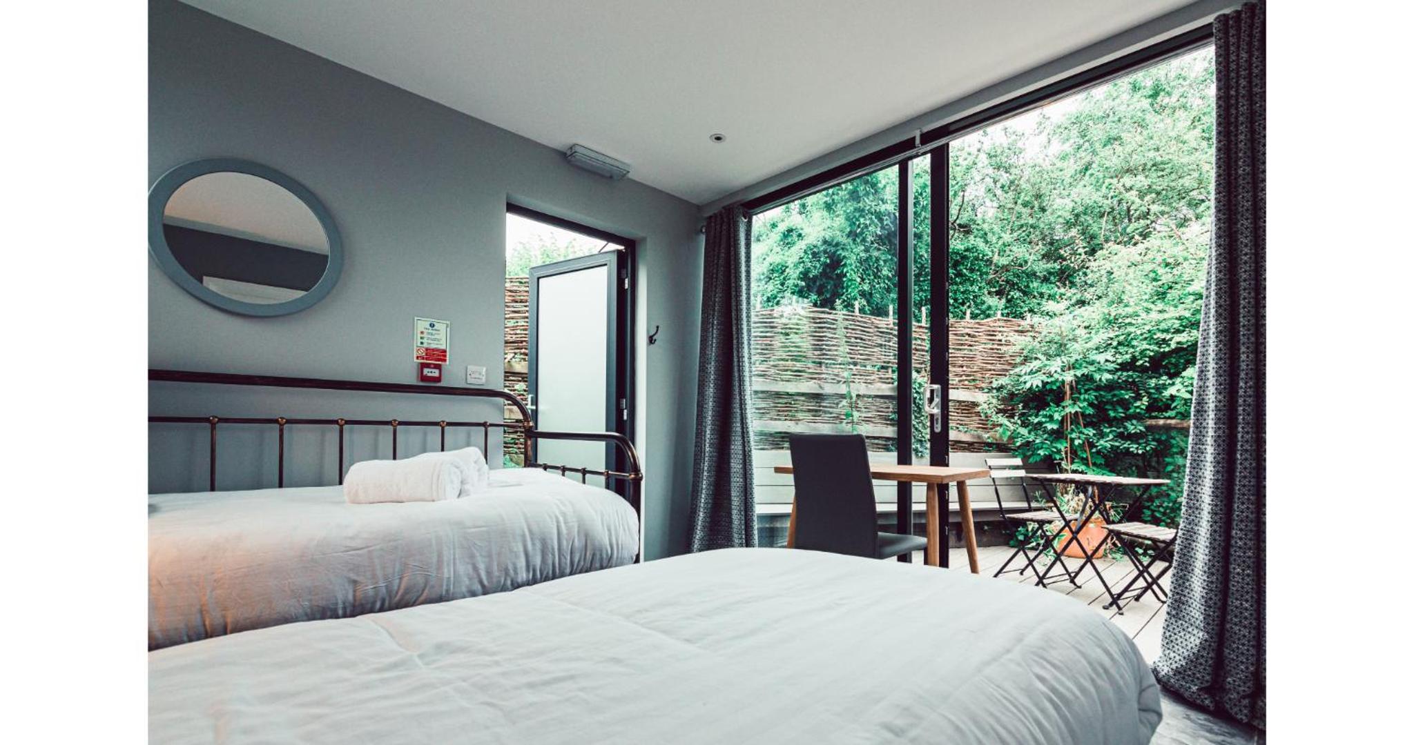 Double Room with Private Bathroom photo 1