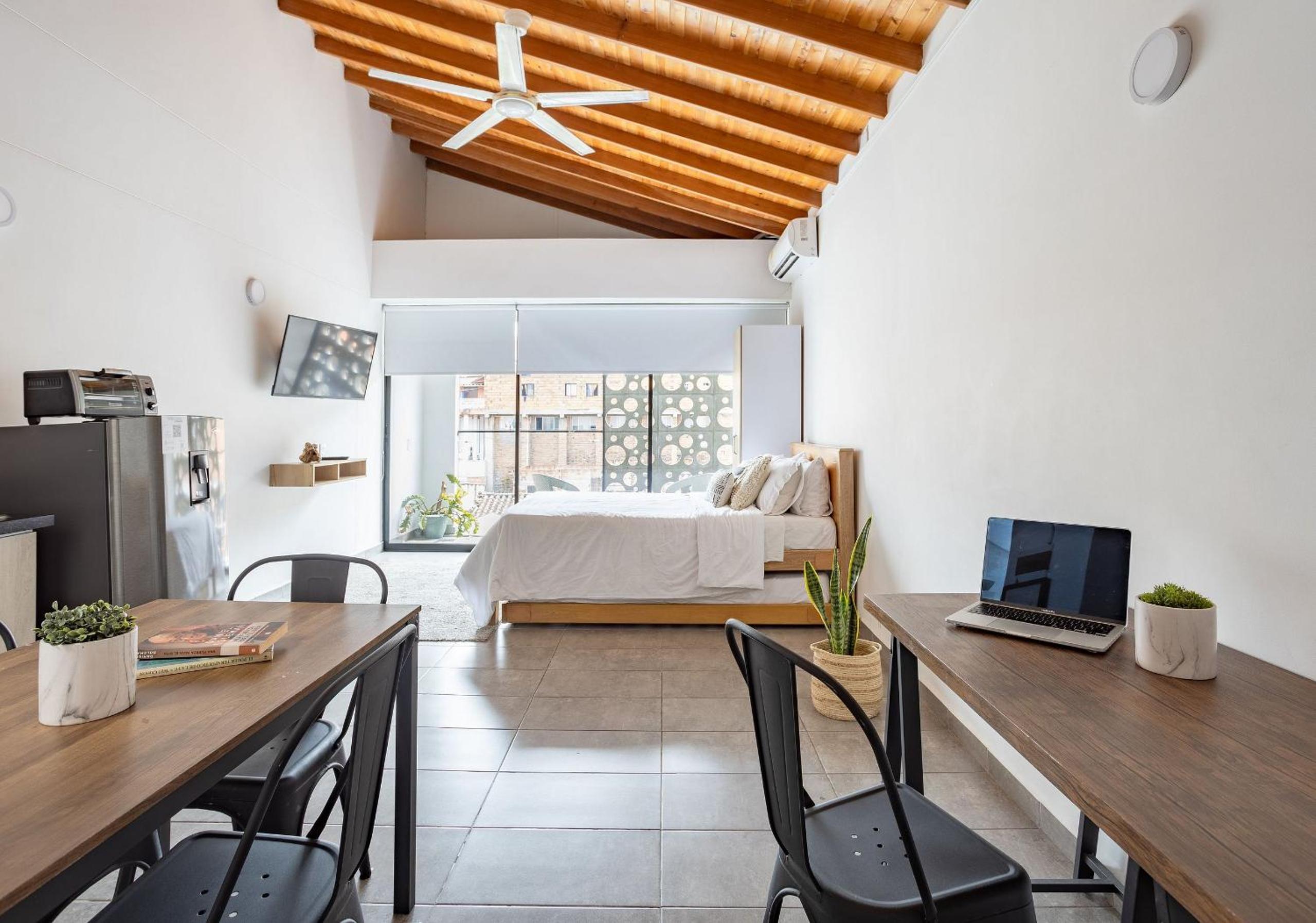 Studio Apartment with Balcony