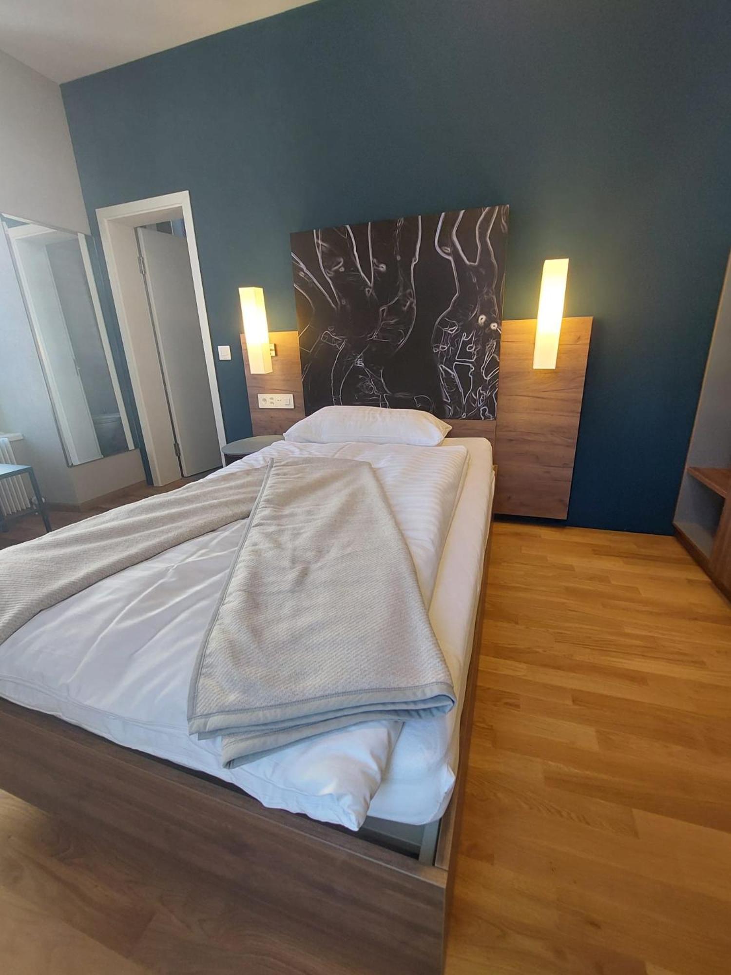 Single Room photo 3