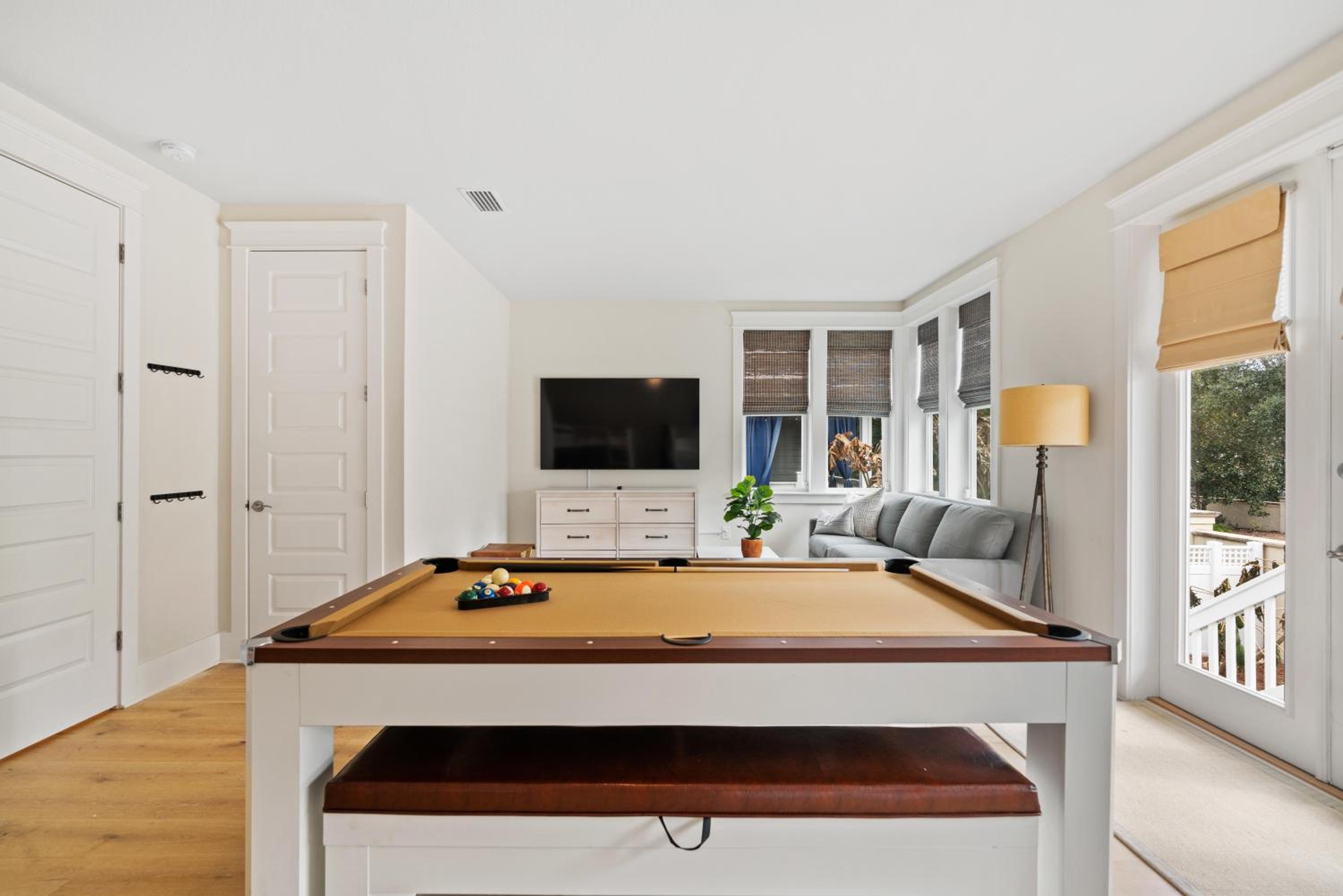 Four-Bedroom Vacation Home photo 2