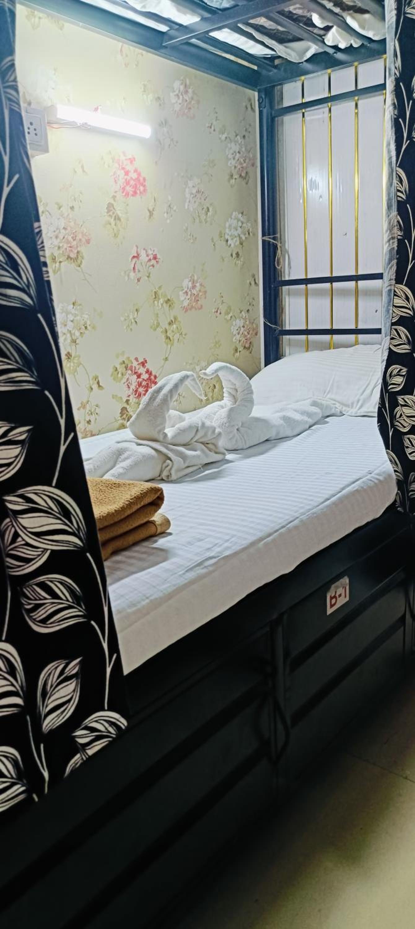 Single Bed in Female Dormitory Room