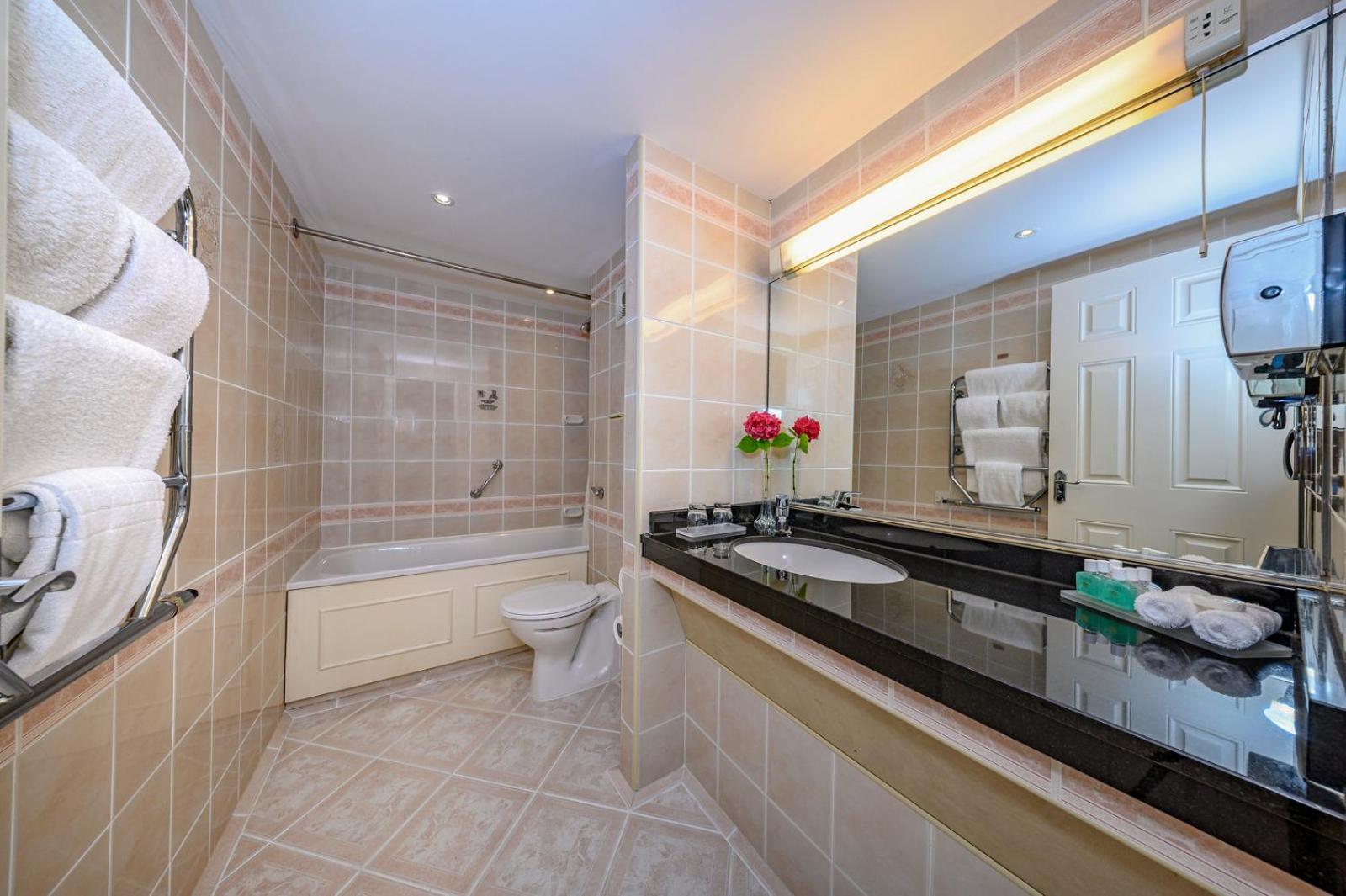 Deluxe Double Room - Photo 4