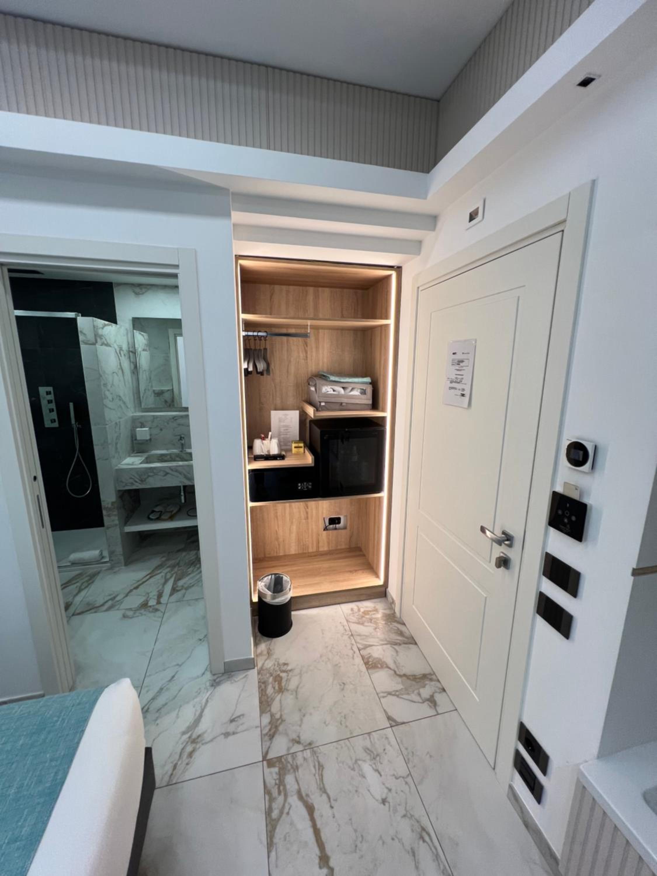 Deluxe Suite With Spa Bath photo 2