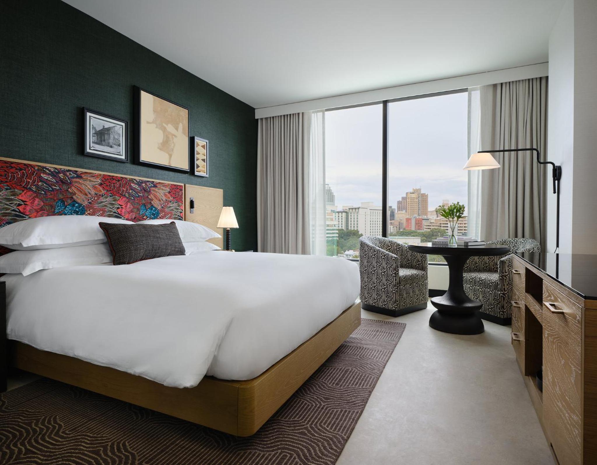 Premium King Room with Downtown View