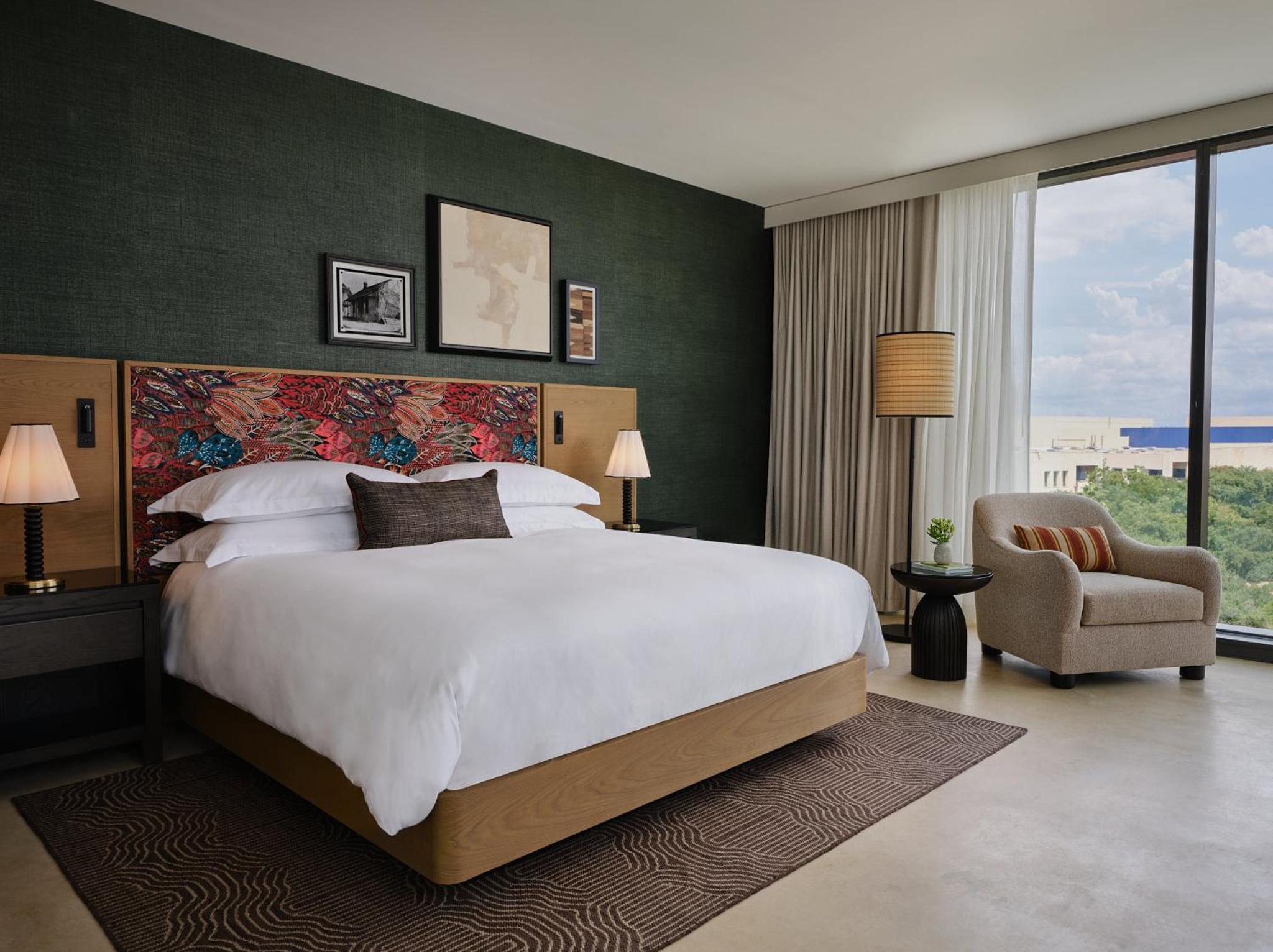 Premium King Room with Tub and Walk-In Shower