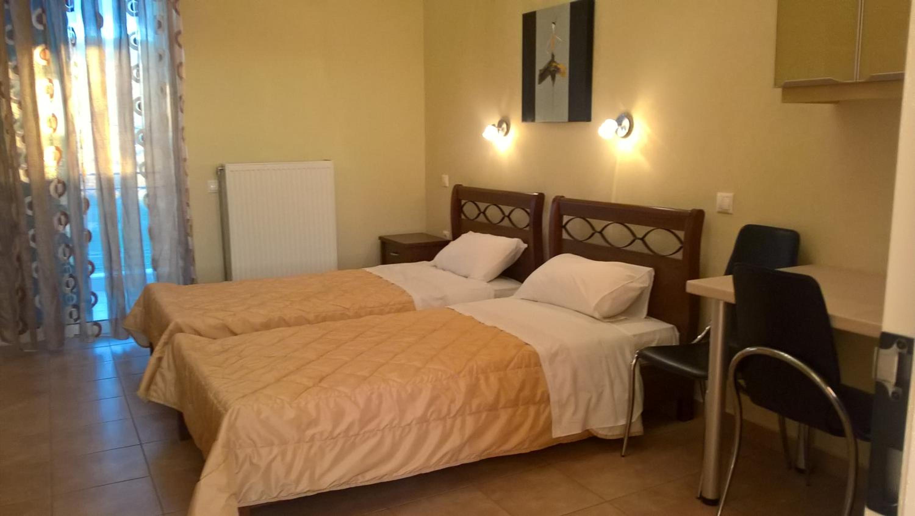 Standard Twin Room with Mountain View photo 1