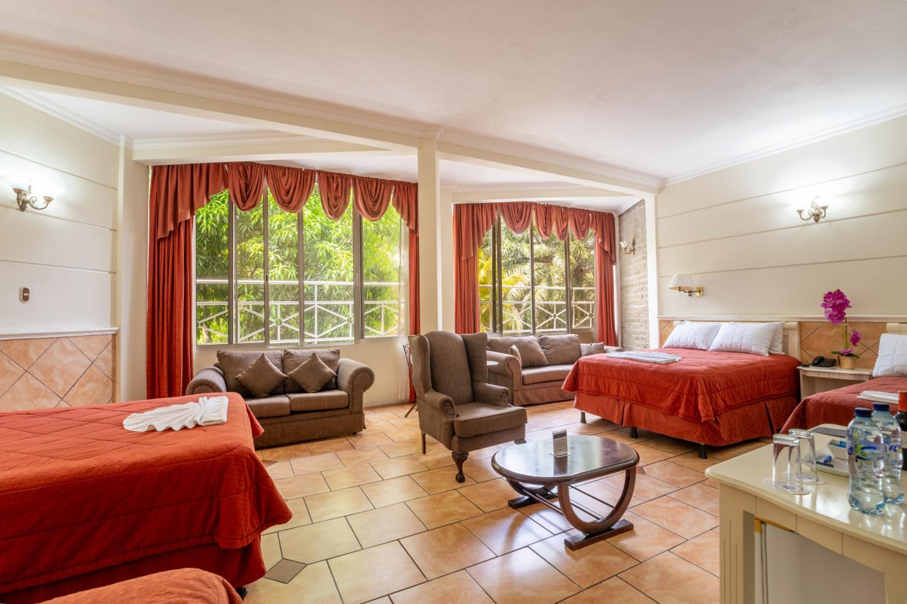 Family Junior Suite photo 1