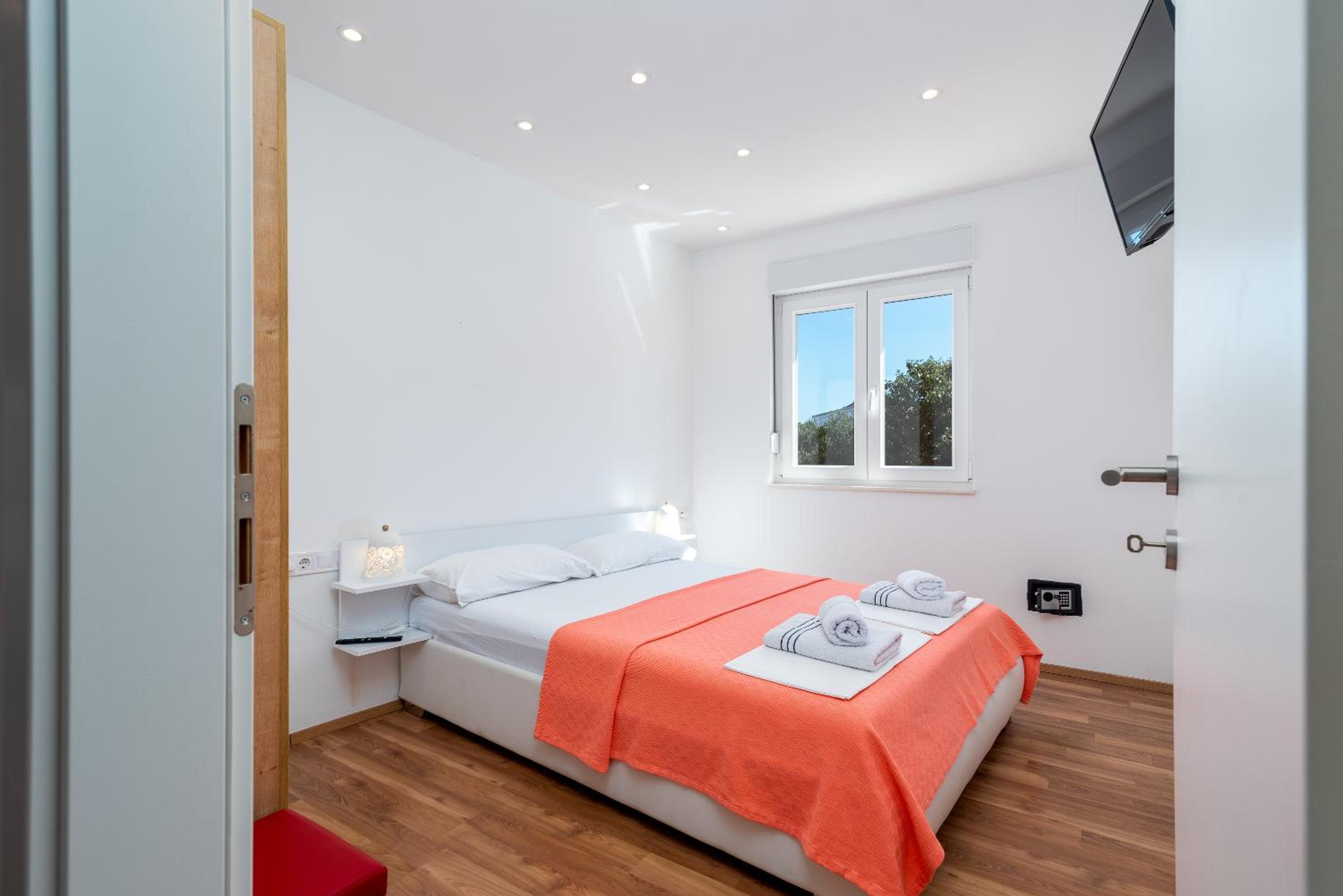 One-Bedroom Apartment with Balcony and Sea View