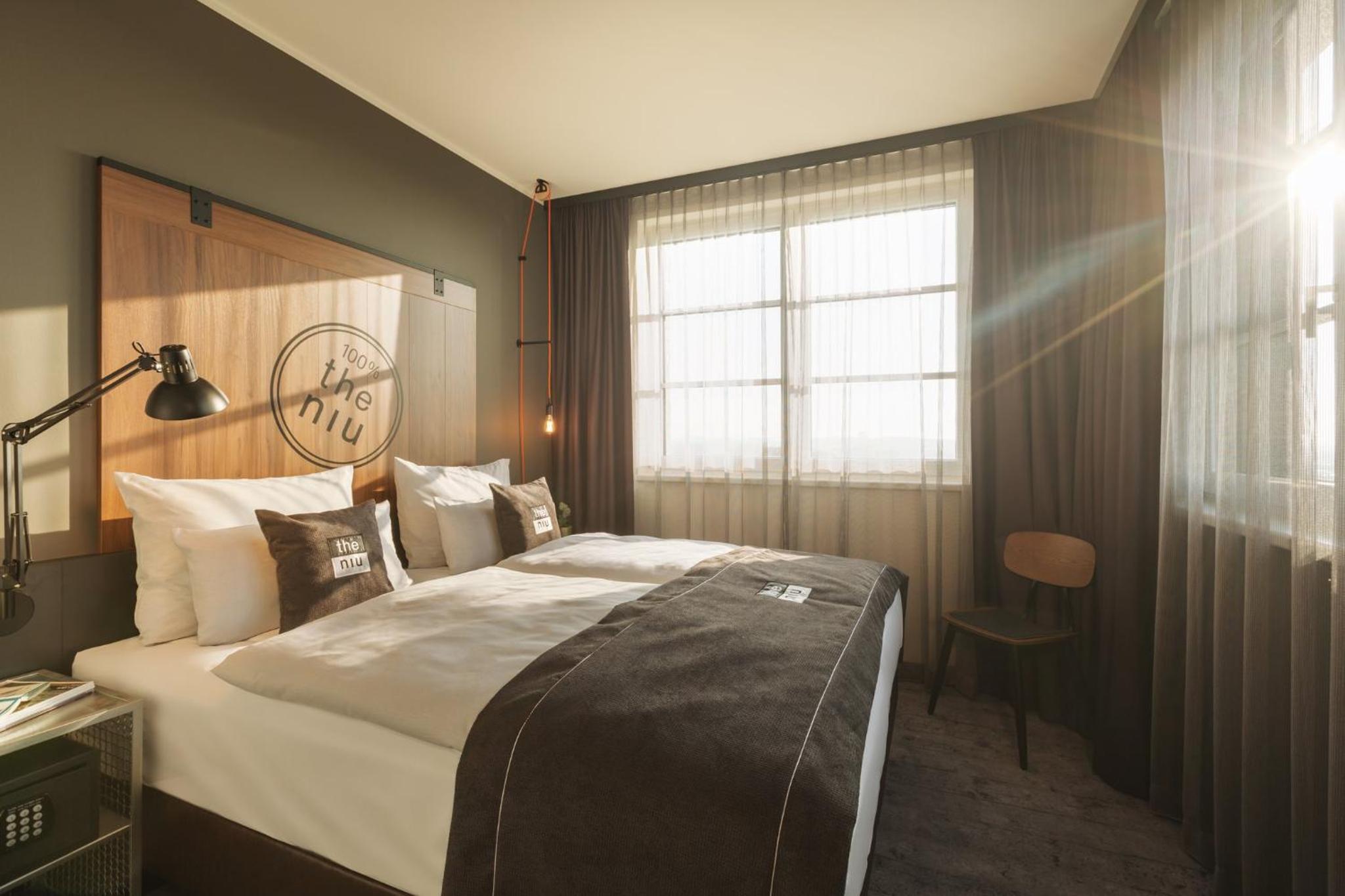 Standard Queen Room - Photo 2