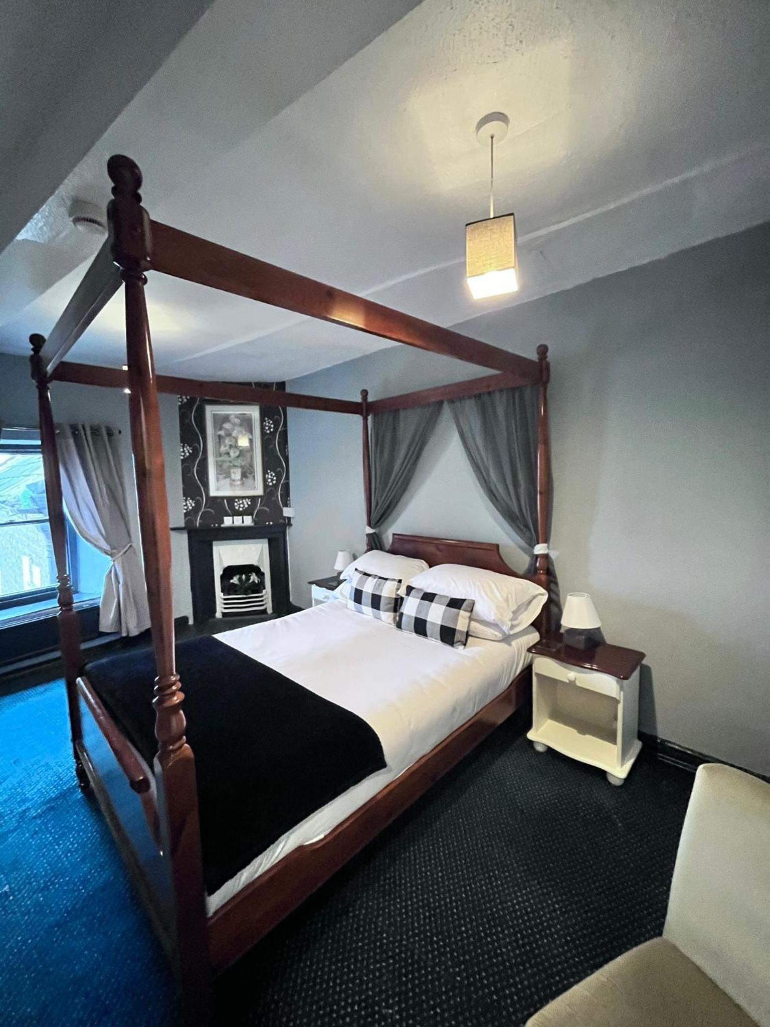 Double Room - Photo 1