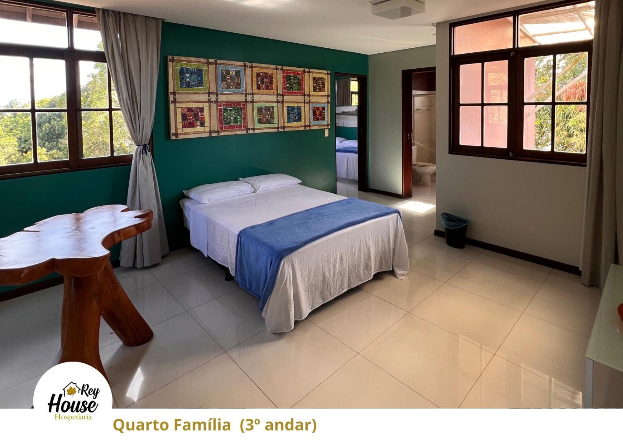 Family Room photo 1