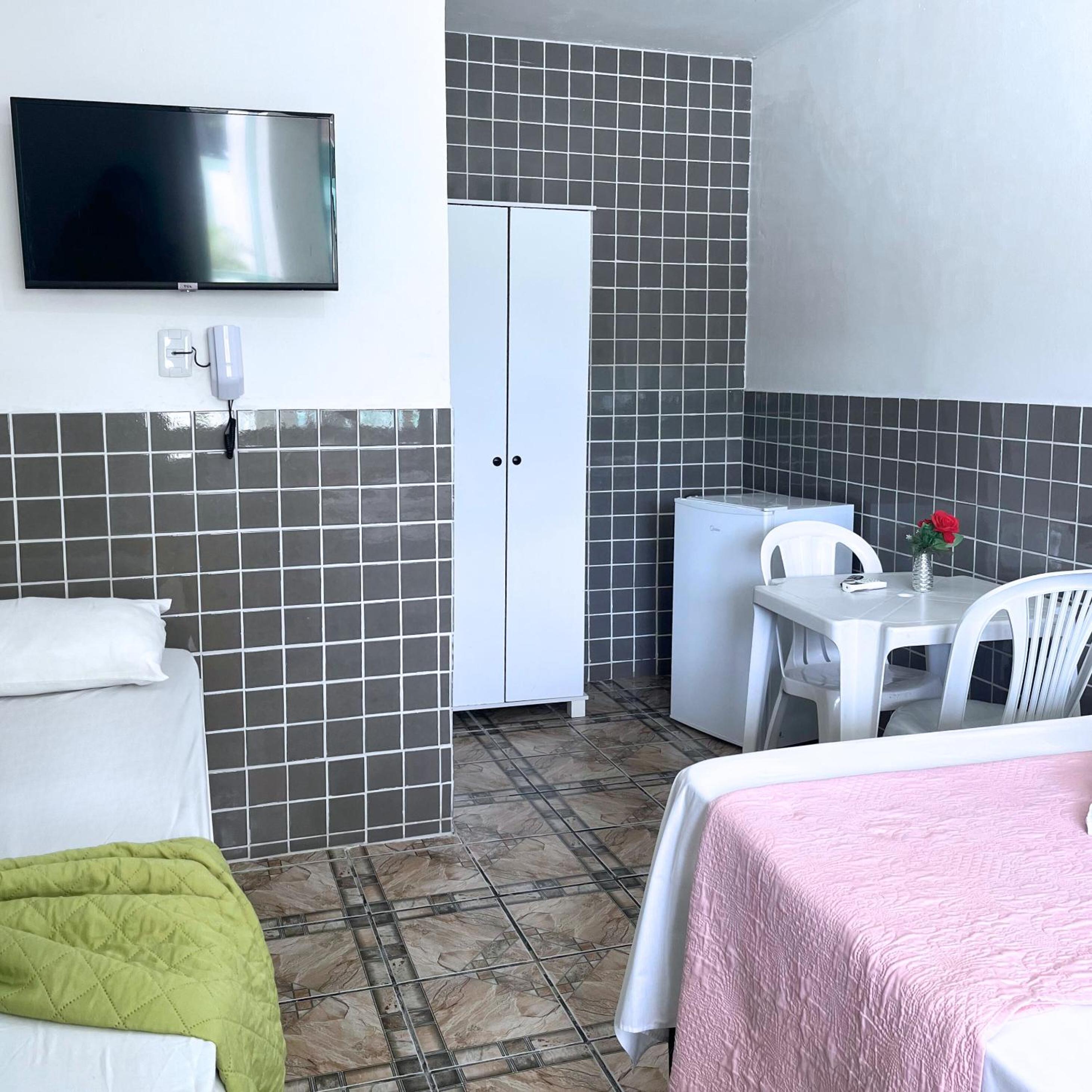 Standard Triple Room - Photo 4
