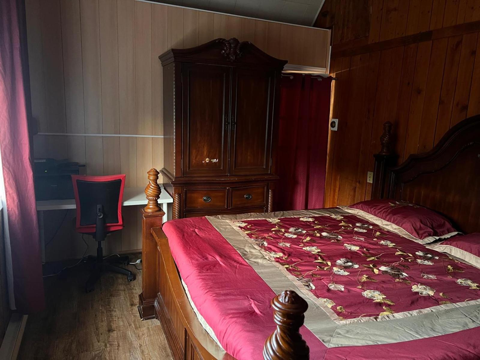 Three-Bedroom Chalet photo 3