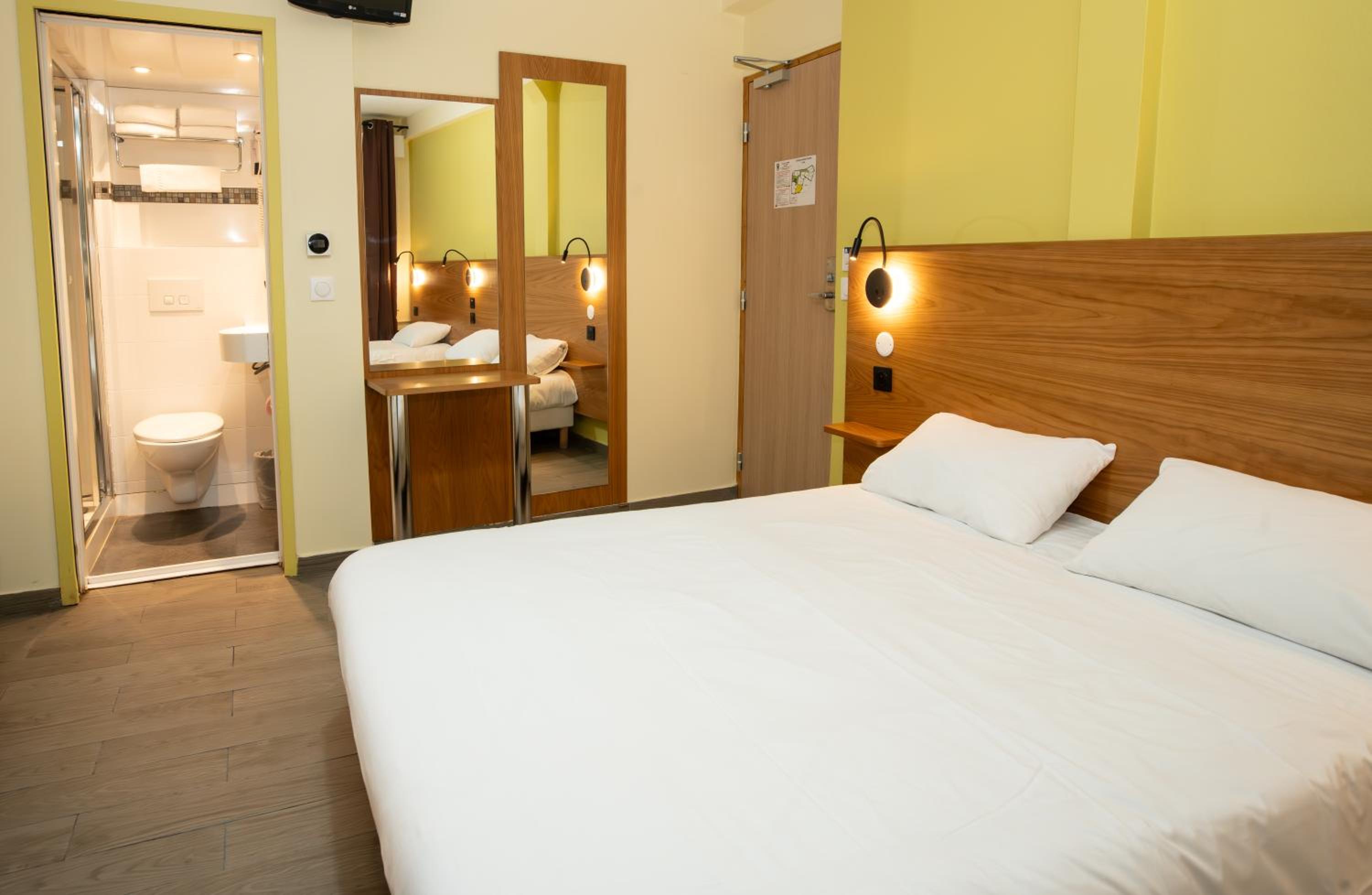 Double Room photo 2