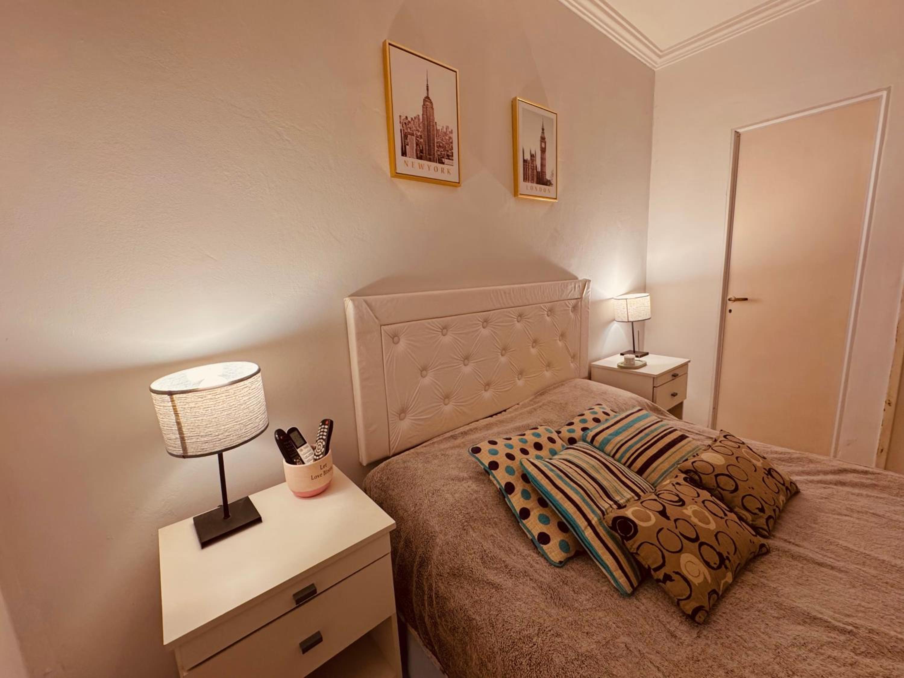 One-Bedroom Apartment photo 3