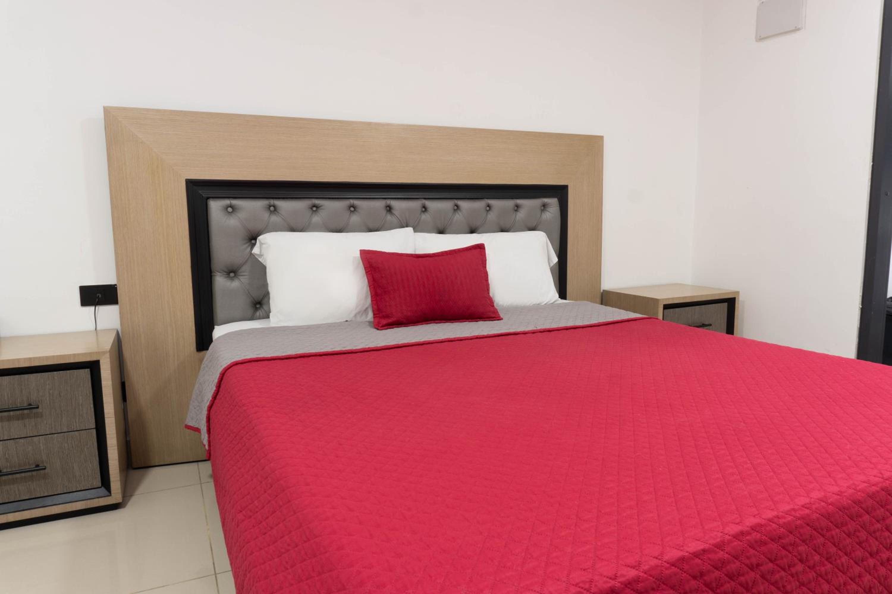 Standard Double Room — the supplier's photographs — photo 4