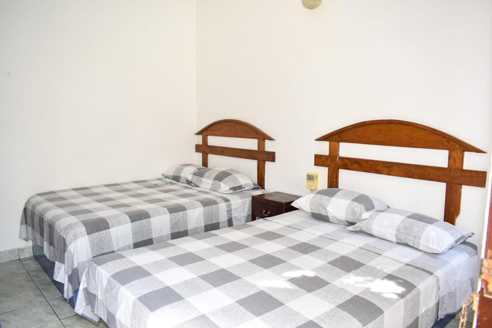 Twin Room with Pool View - Photo 1